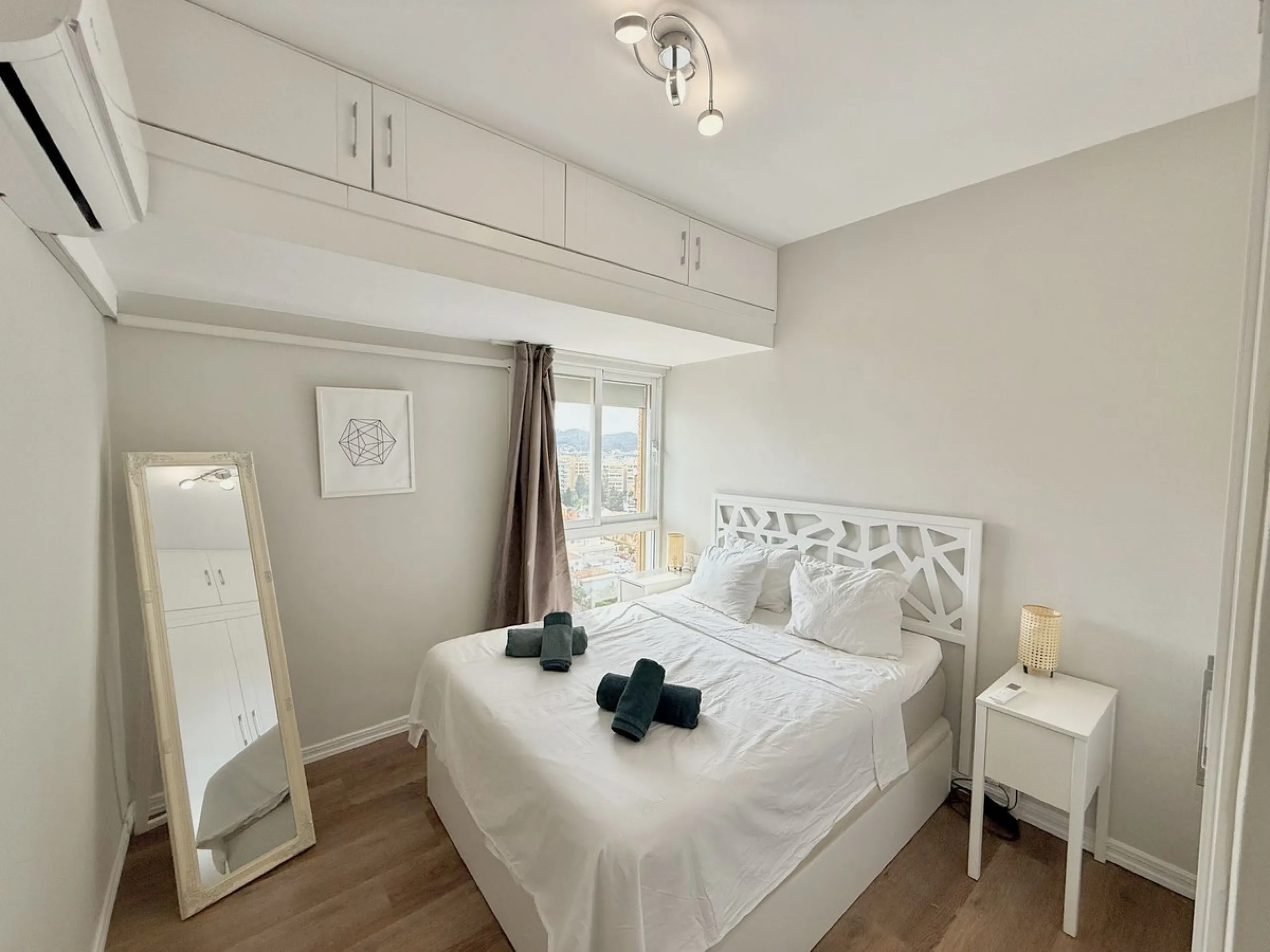 Apartment - Top Floor Apartment в продаже в Fuengirola, Málaga. В доме 2 спален и 1 ванных комнат. Площадь дома 59 м²