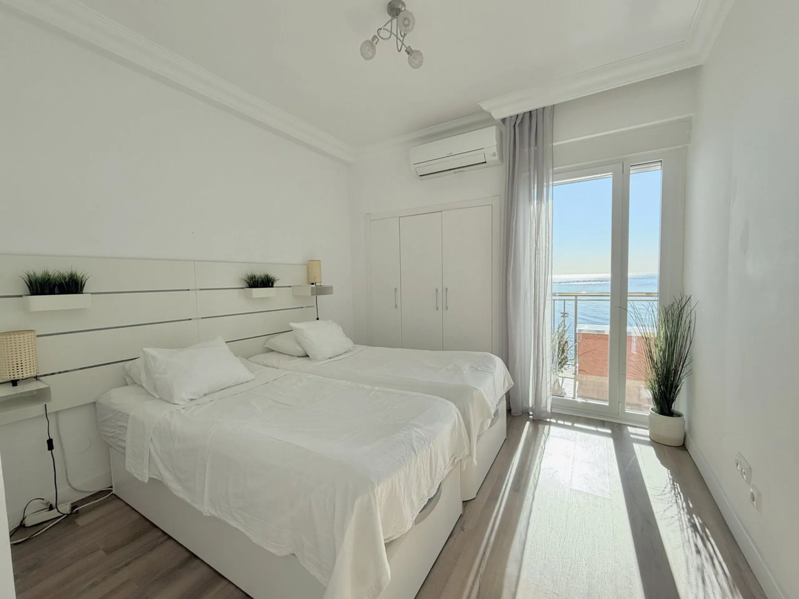 Apartment - Top Floor Apartment в продаже в Fuengirola, Málaga. В доме 2 спален и 1 ванных комнат. Площадь дома 59 м²