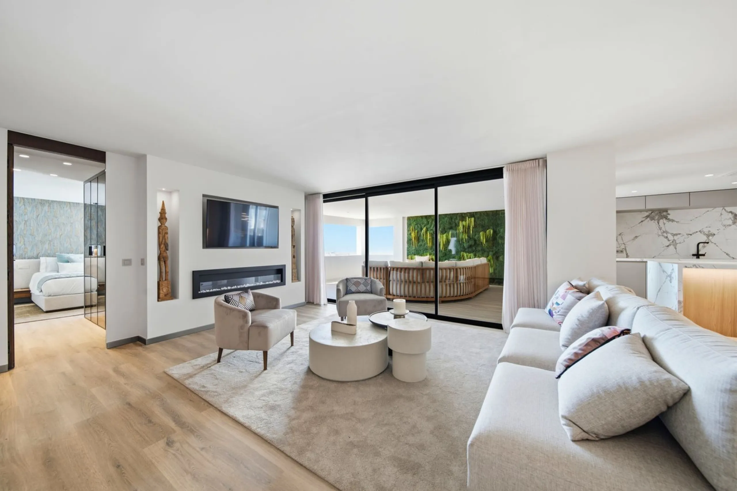 Experience Iconic Luxury Living in the Heart of Puerto Banús