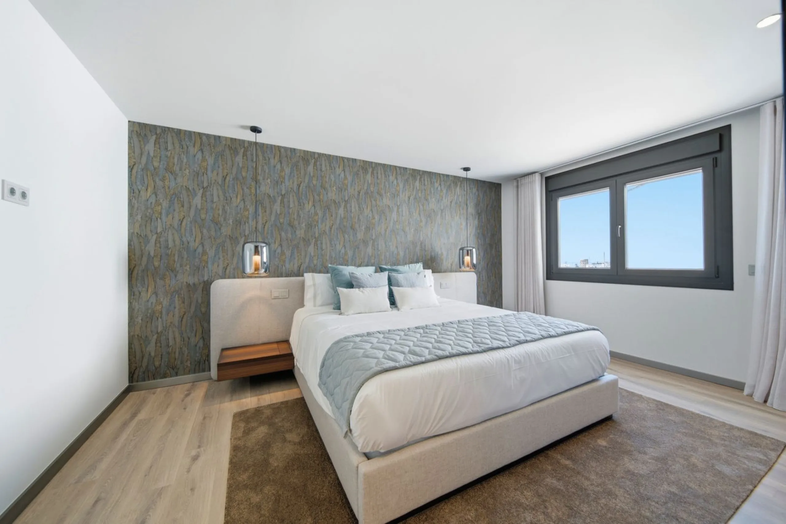 Experience Iconic Luxury Living in the Heart of Puerto Banús