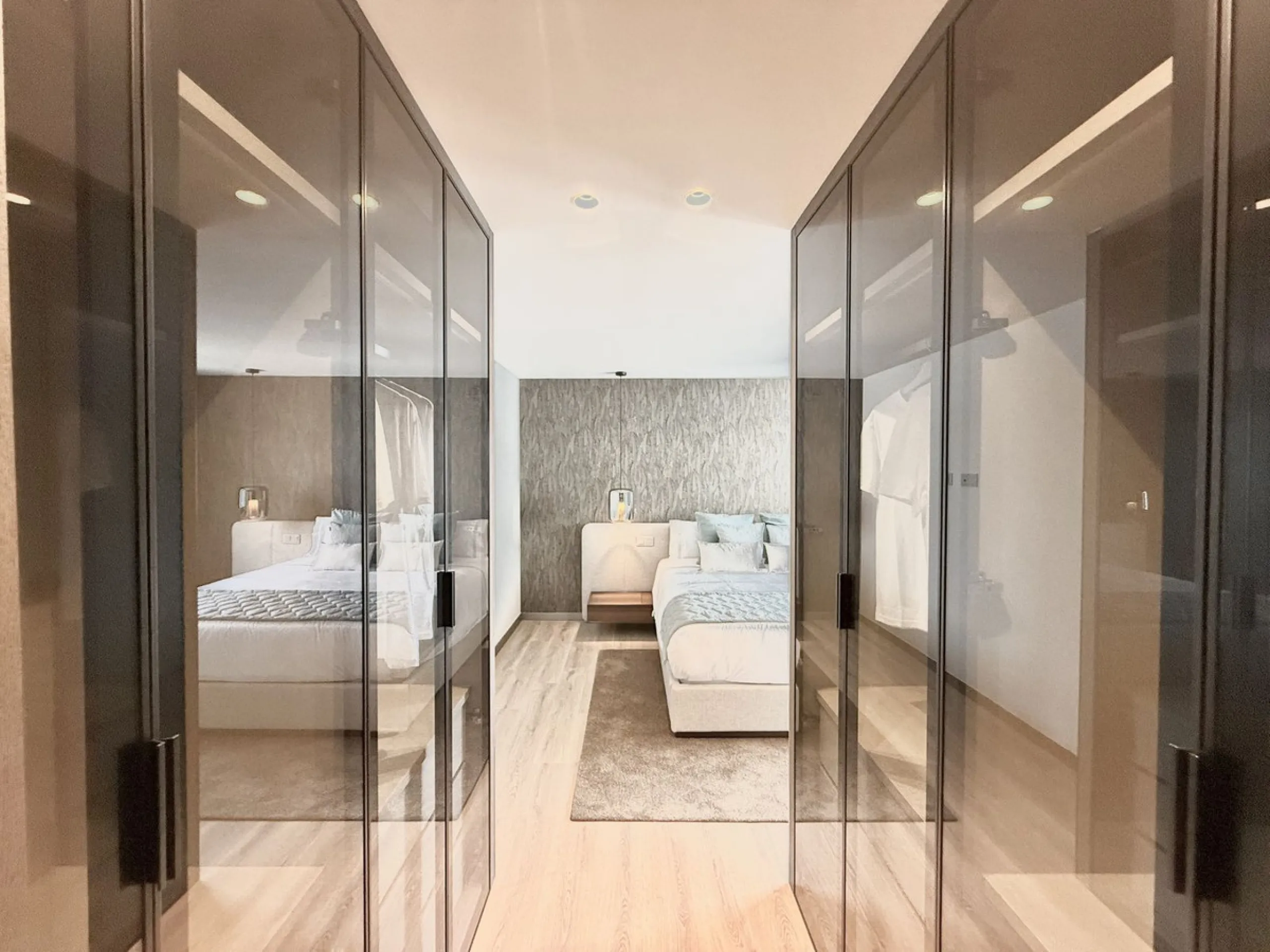 Experience Iconic Luxury Living in the Heart of Puerto Banús