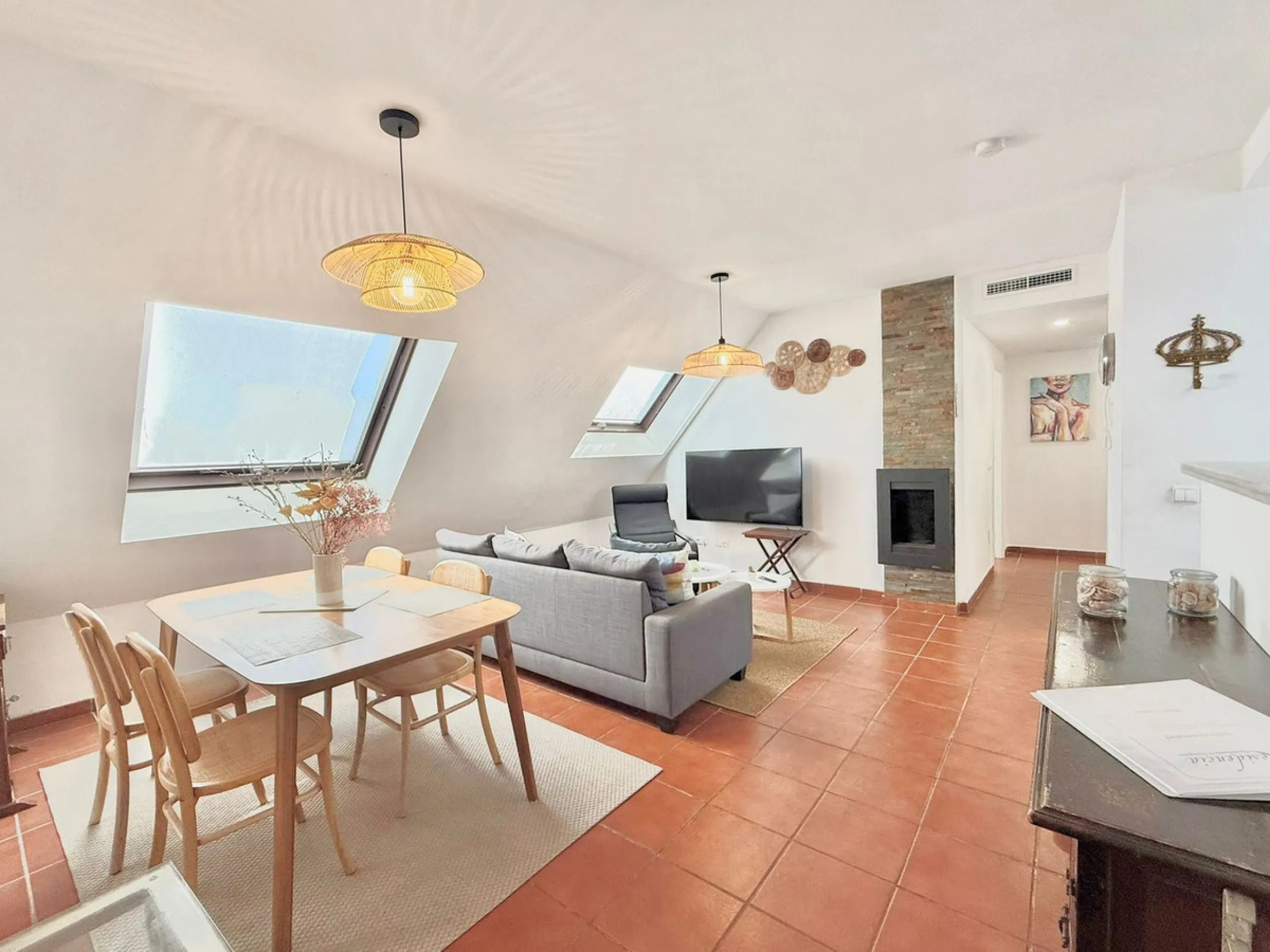 Apartment - Penthouse в продаже в Fuengirola, Málaga. В доме 3 спален и 2 ванных комнат. Площадь дома 118 м²
