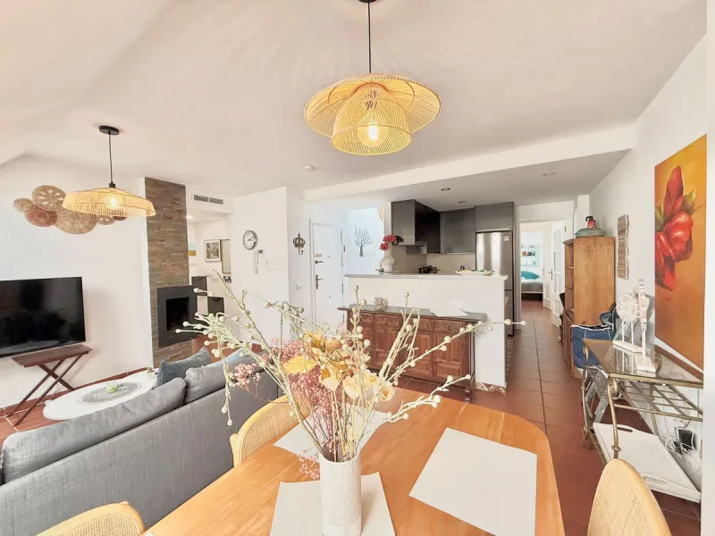 Apartment - Penthouse в продаже в Fuengirola, Málaga. В доме 3 спален и 2 ванных комнат. Площадь дома 118 м²