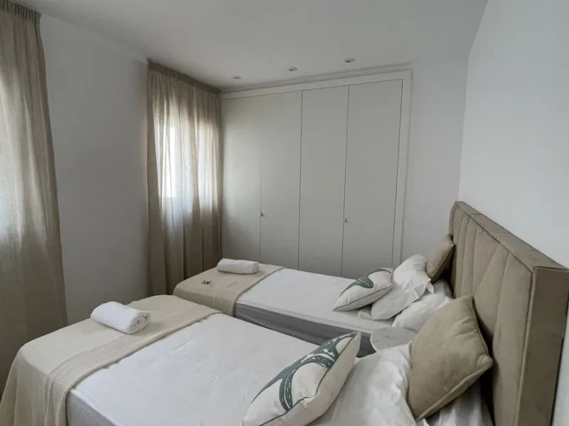 3-Bedroom Apartment with sew view in Paraiso Pueblo, El Paraiso, Benahavis
