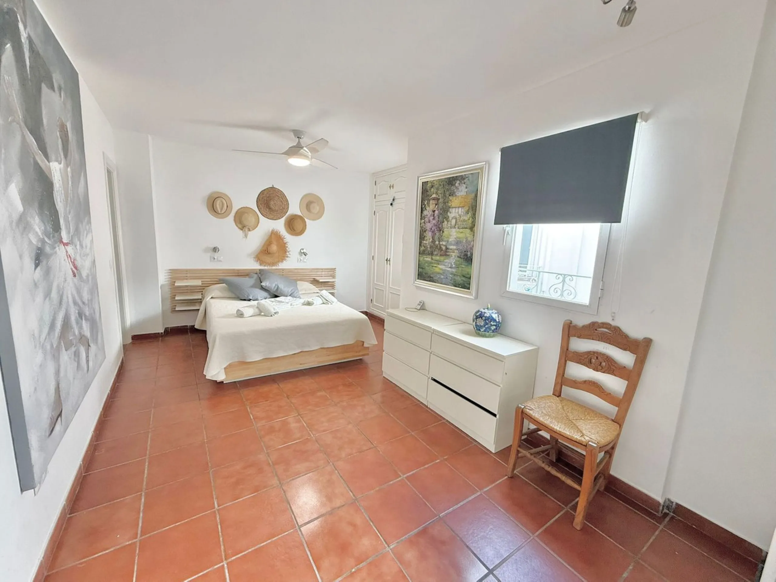 Apartment - Penthouse в продаже в Fuengirola, Málaga. В доме 3 спален и 2 ванных комнат. Площадь дома 118 м²