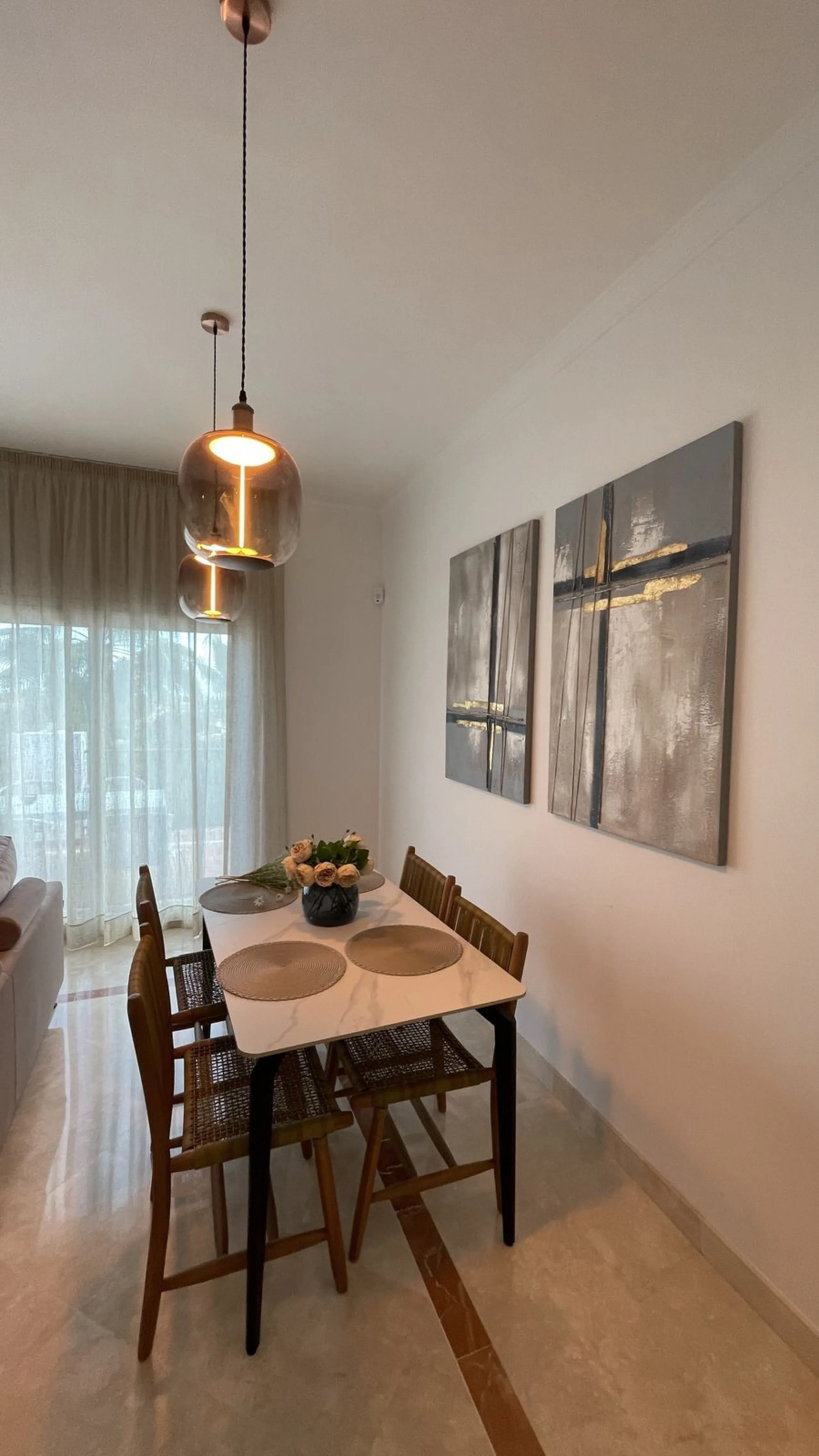 3-Bedroom Apartment with sew view in Paraiso Pueblo, El Paraiso, Benahavis