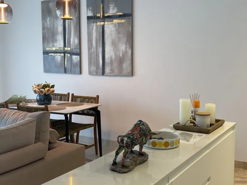 3-Bedroom Apartment with sew view in Paraiso Pueblo, El Paraiso, Benahavis