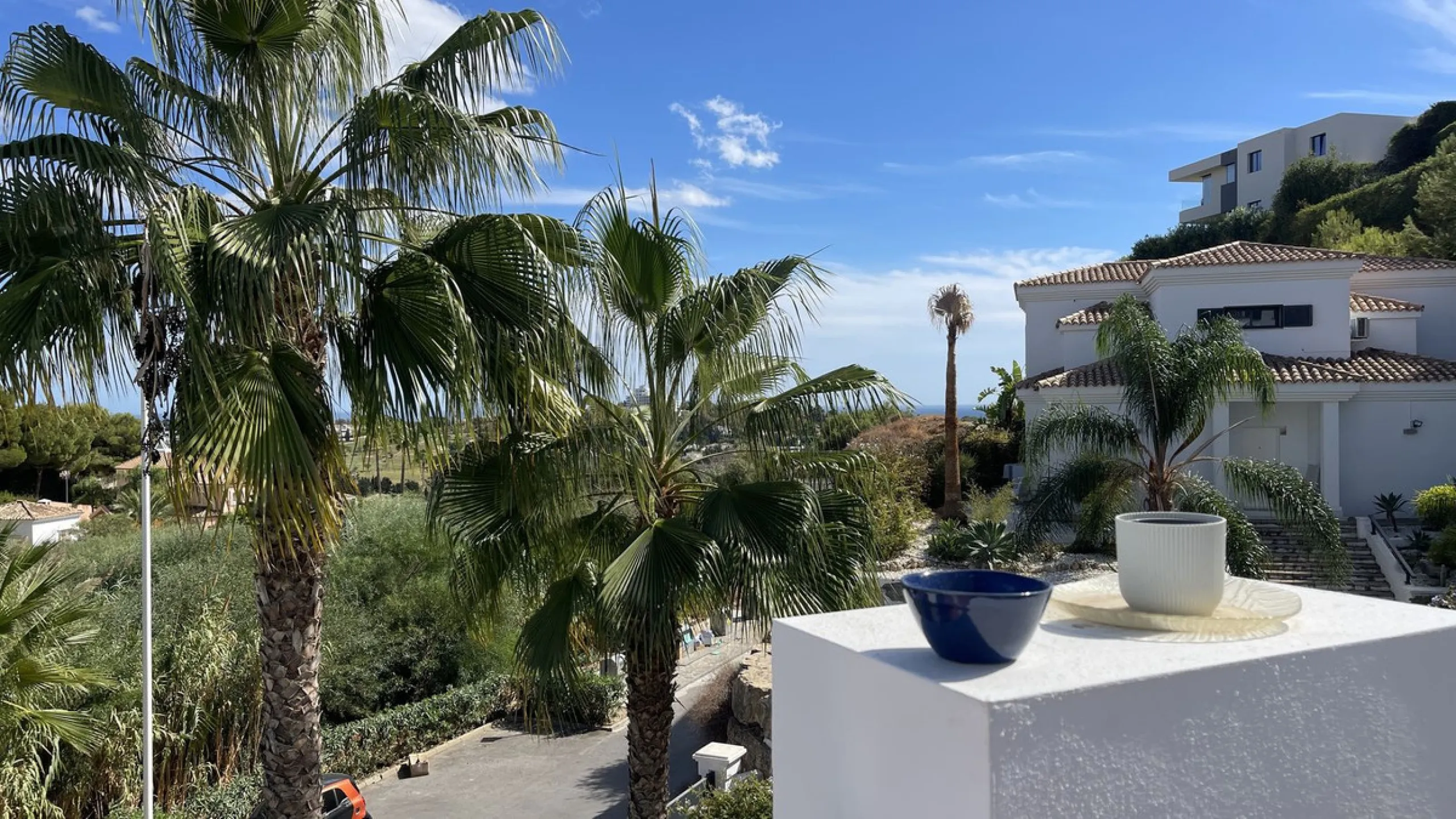 3-Bedroom Apartment with sew view in Paraiso Pueblo, El Paraiso, Benahavis