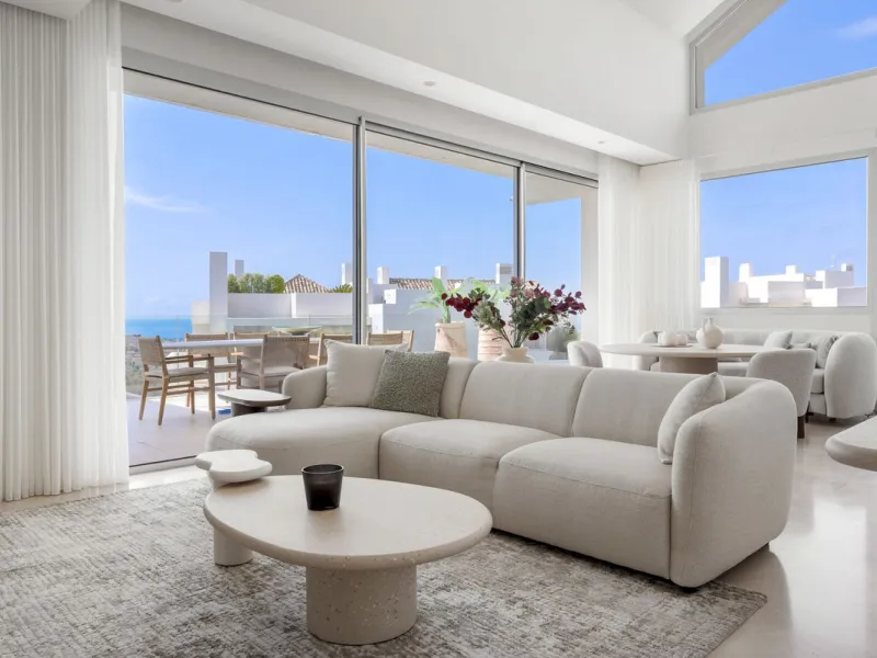 Luxurious Penthouse in Marbella Club Hills
