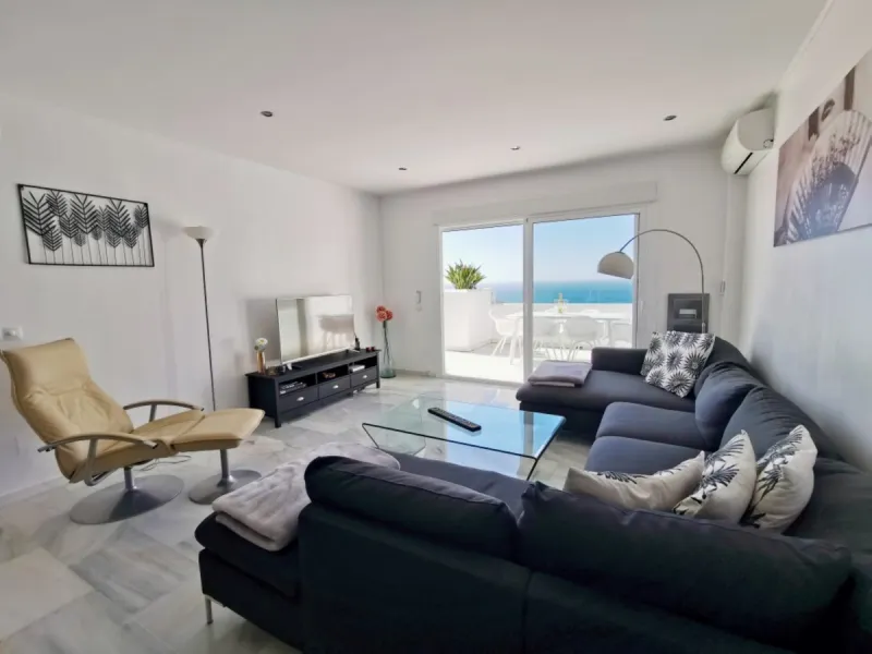 Apartment - Middle Floor Apartment в продаже в Marbella, Málaga. В доме 3 спален и 2 ванных комнат. Площадь дома 101 м²