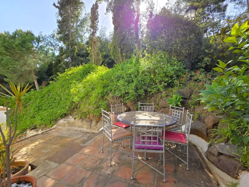 Apartment - Middle Floor Apartment в продаже в Marbella, Málaga. В доме 3 спален и 2 ванных комнат. Площадь дома 101 м²