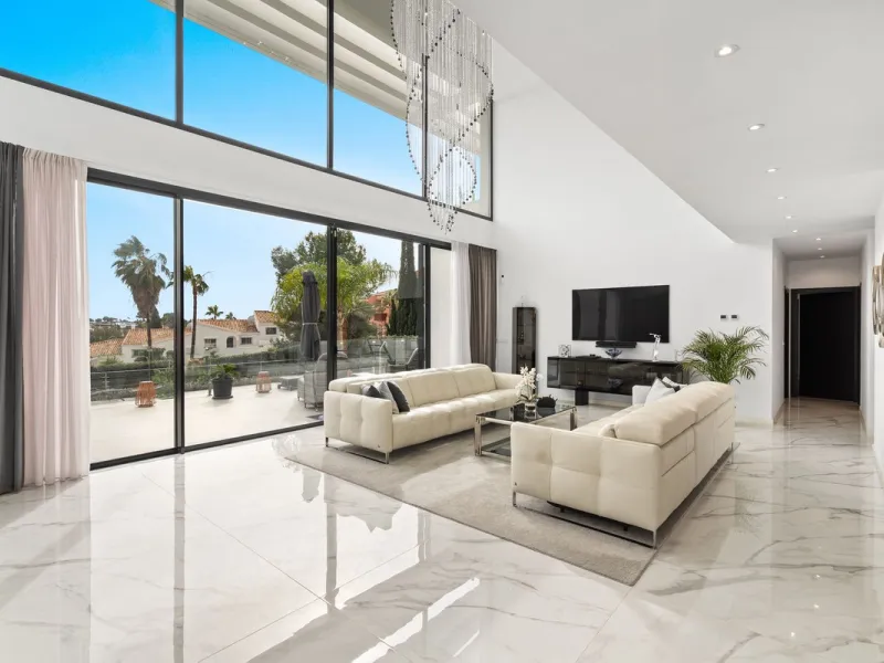 Contemporary luxury villa with sea and golf views for sale between Marbella and Estepona