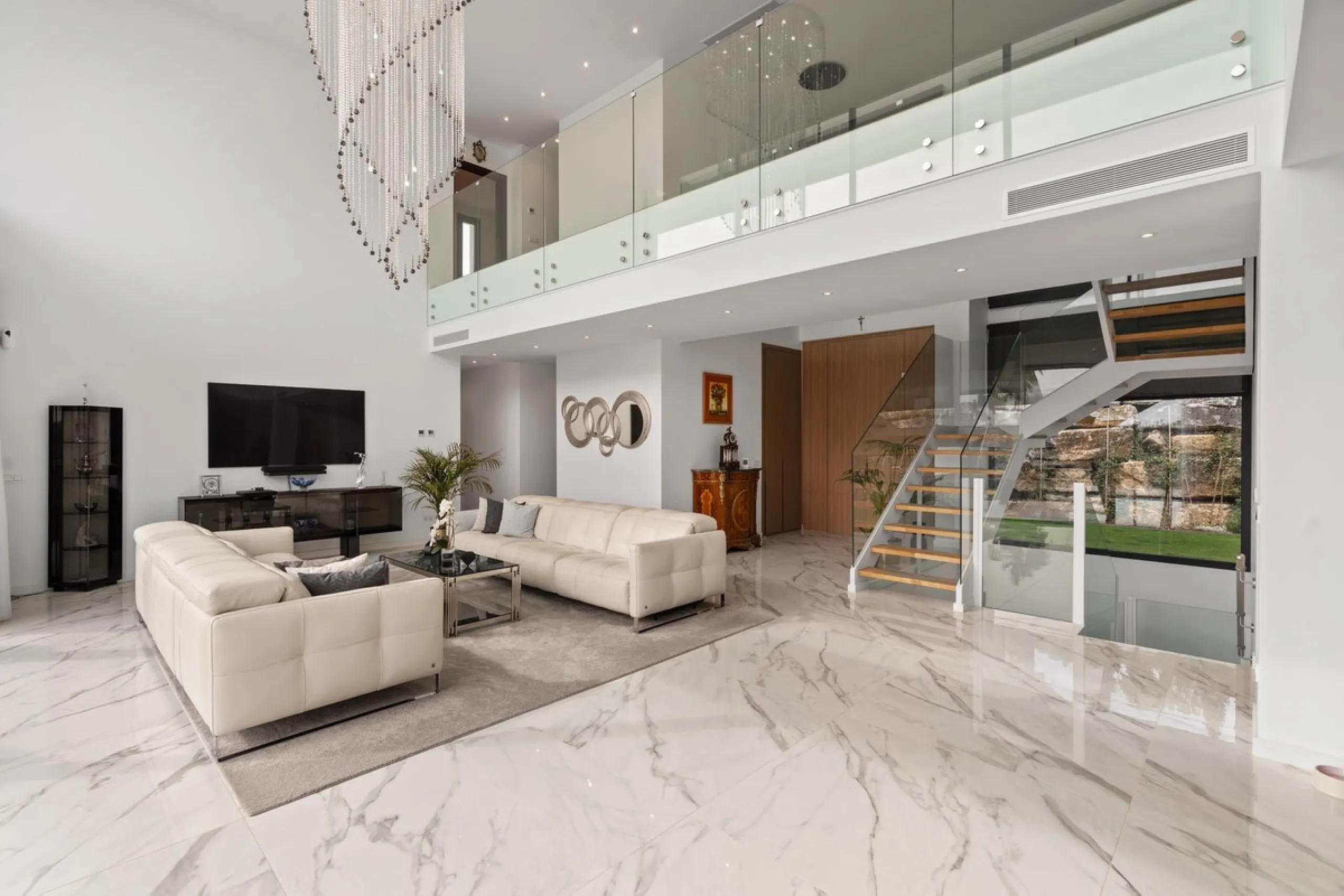 Contemporary luxury villa with sea and golf views for sale between Marbella and Estepona