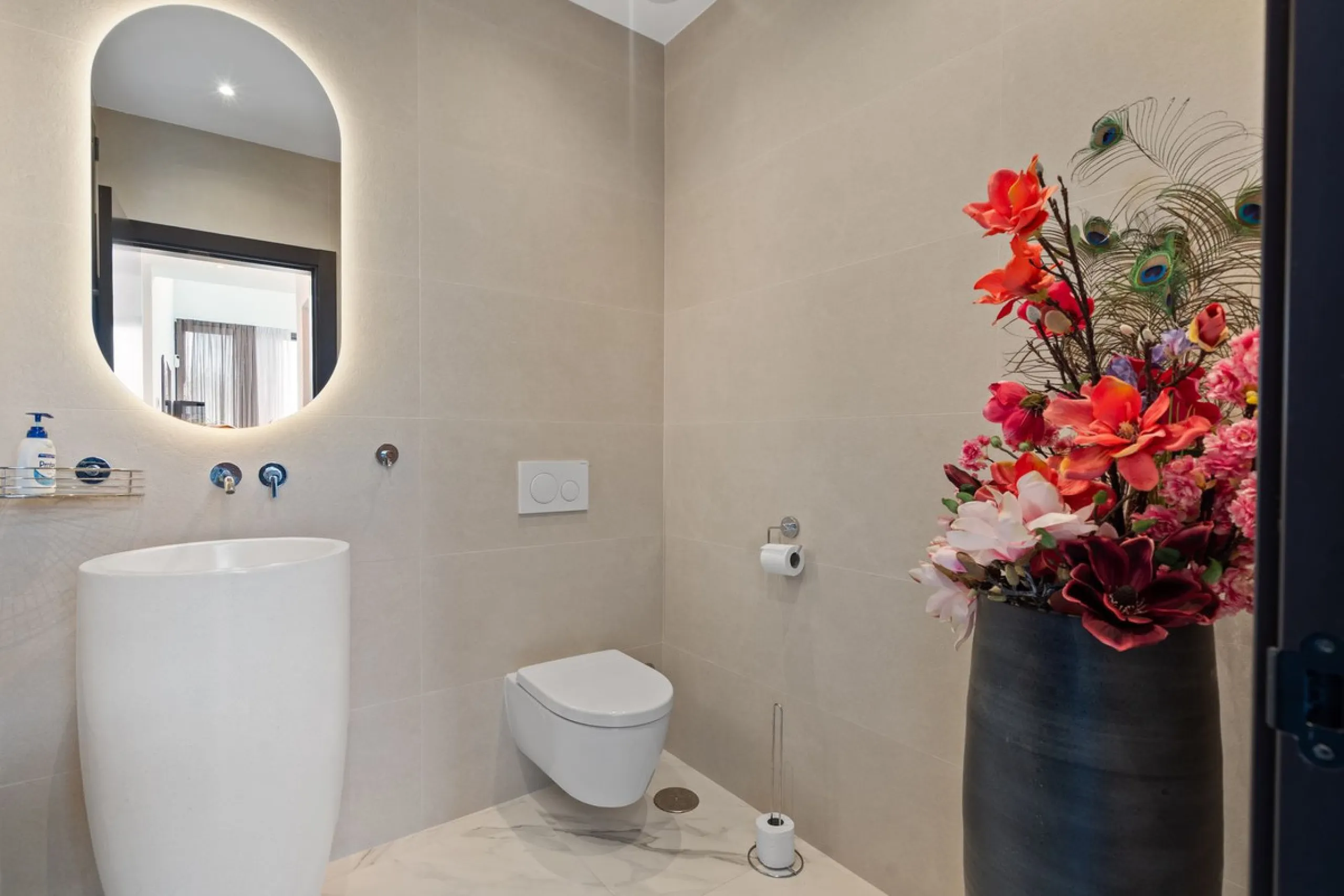 Contemporary luxury villa with sea and golf views for sale between Marbella and Estepona