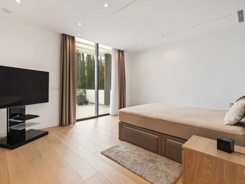 Contemporary luxury villa with sea and golf views for sale between Marbella and Estepona
