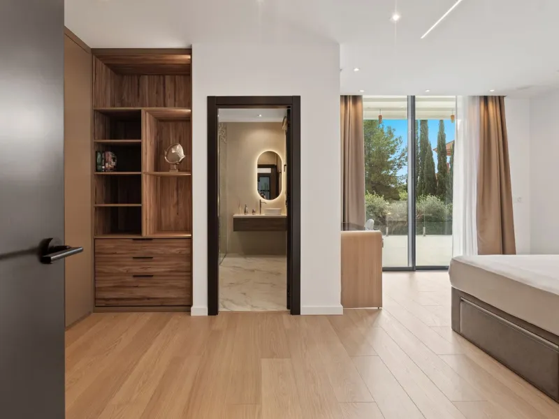 Contemporary luxury villa with sea and golf views for sale between Marbella and Estepona