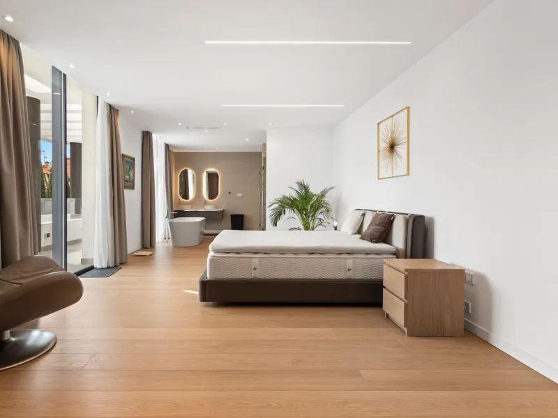 Contemporary luxury villa with sea and golf views for sale between Marbella and Estepona