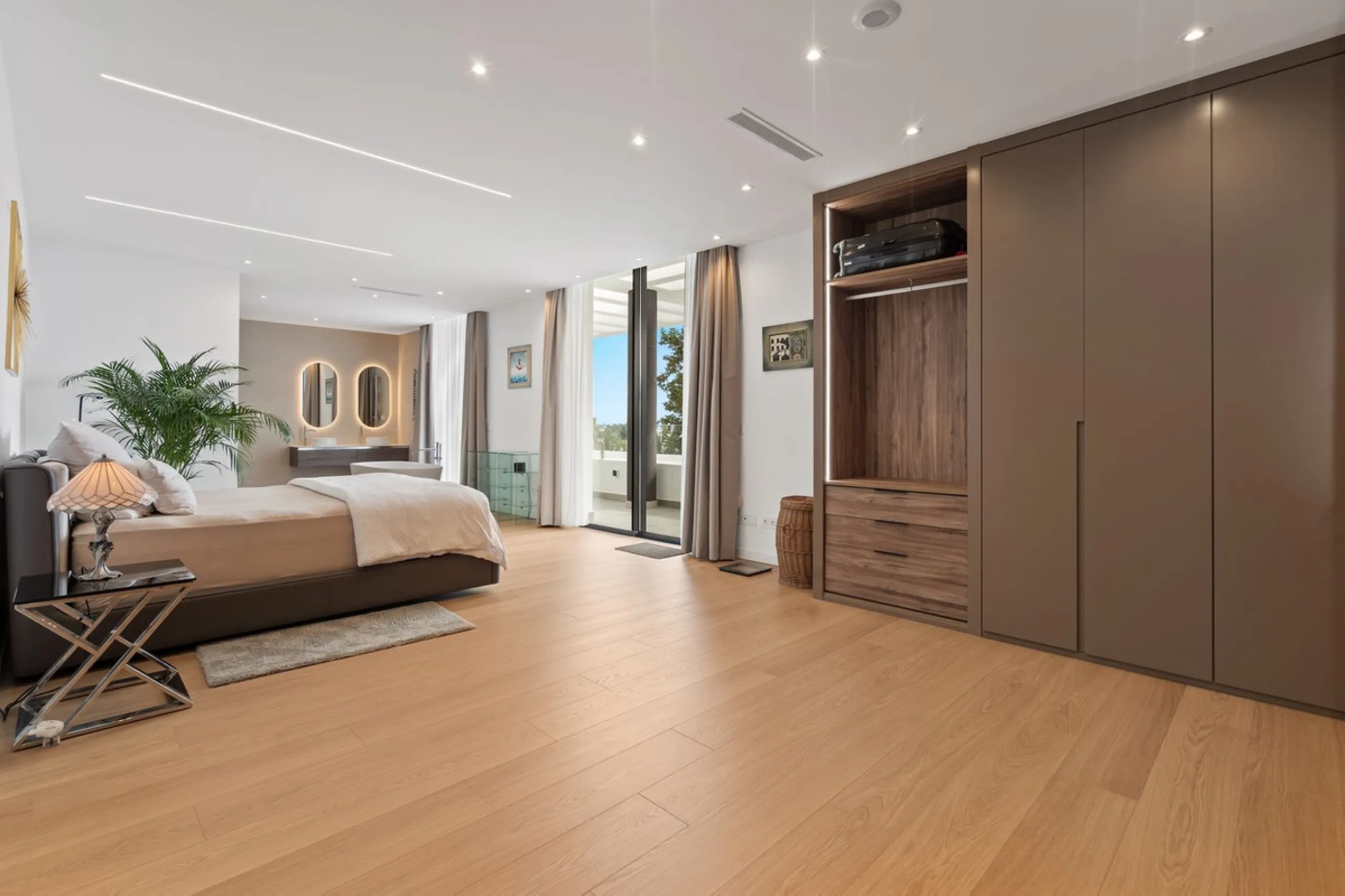 Contemporary luxury villa with sea and golf views for sale between Marbella and Estepona