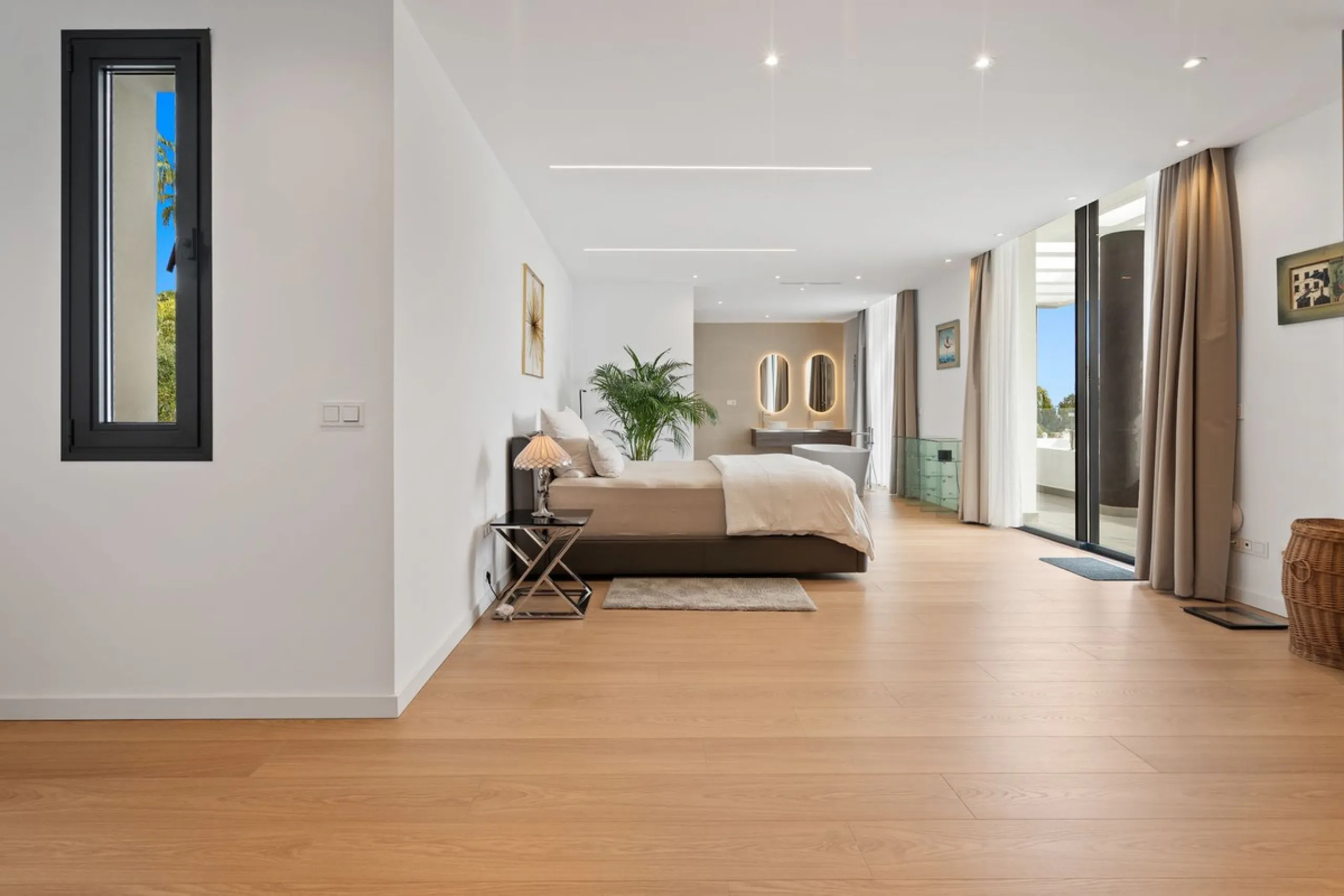 Contemporary luxury villa with sea and golf views for sale between Marbella and Estepona