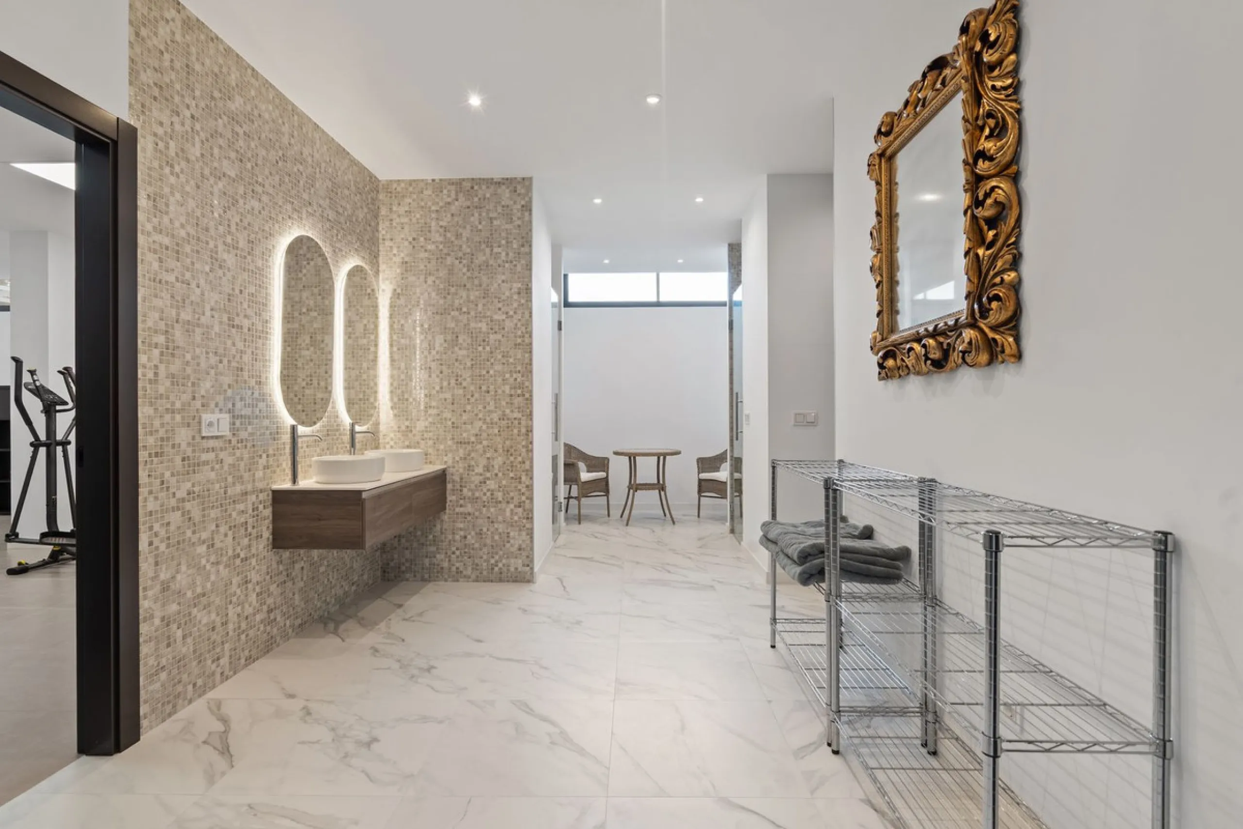 Contemporary luxury villa with sea and golf views for sale between Marbella and Estepona