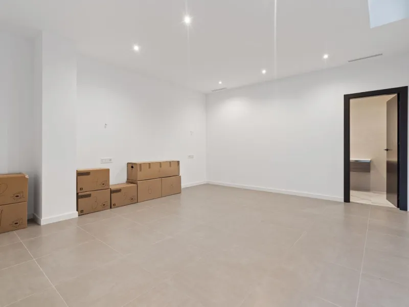 Contemporary luxury villa with sea and golf views for sale between Marbella and Estepona