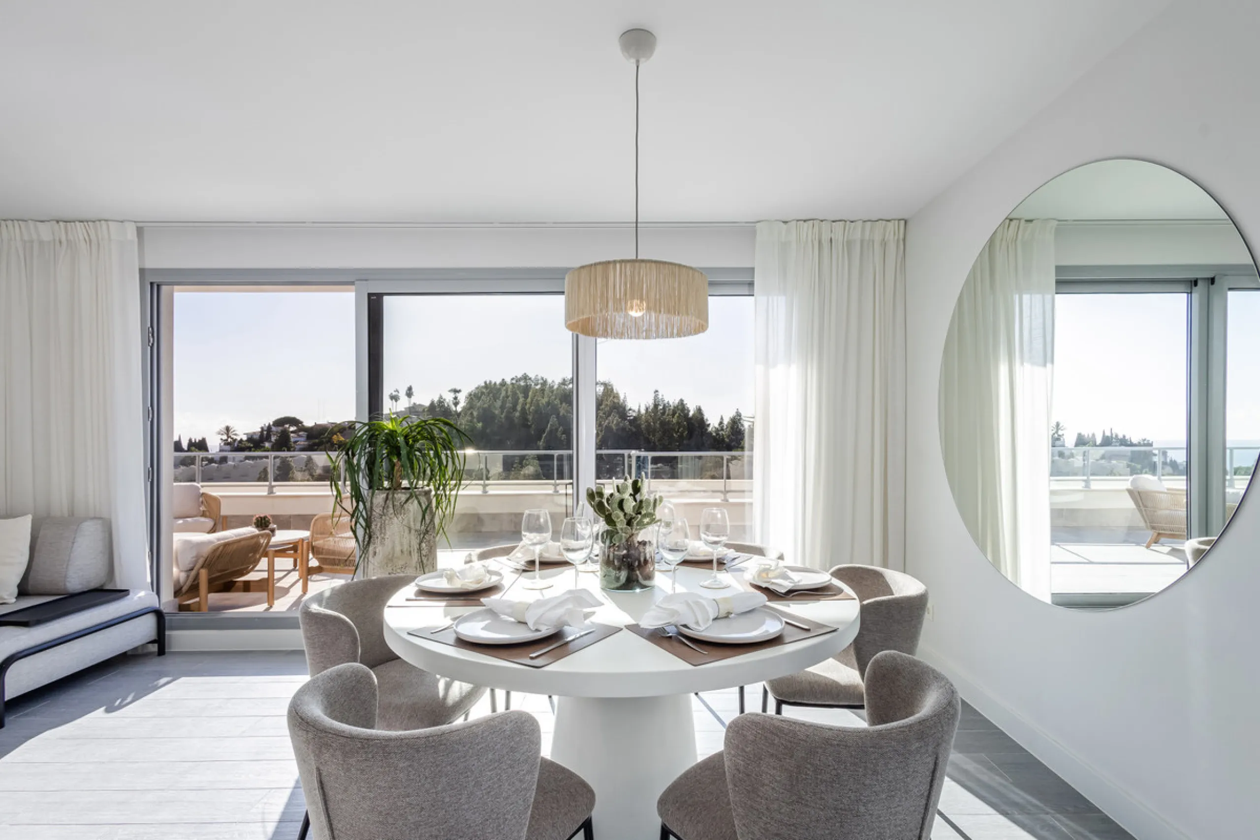 Discover unparalleled luxury and Mediterranean elegance in this exceptional 3-bedroom penthouse, nestled within the prestigious Vitta Natura  in La Cala de Mijas. Designed for those who appreciate sophistication and serenity, this residence boasts a vast 