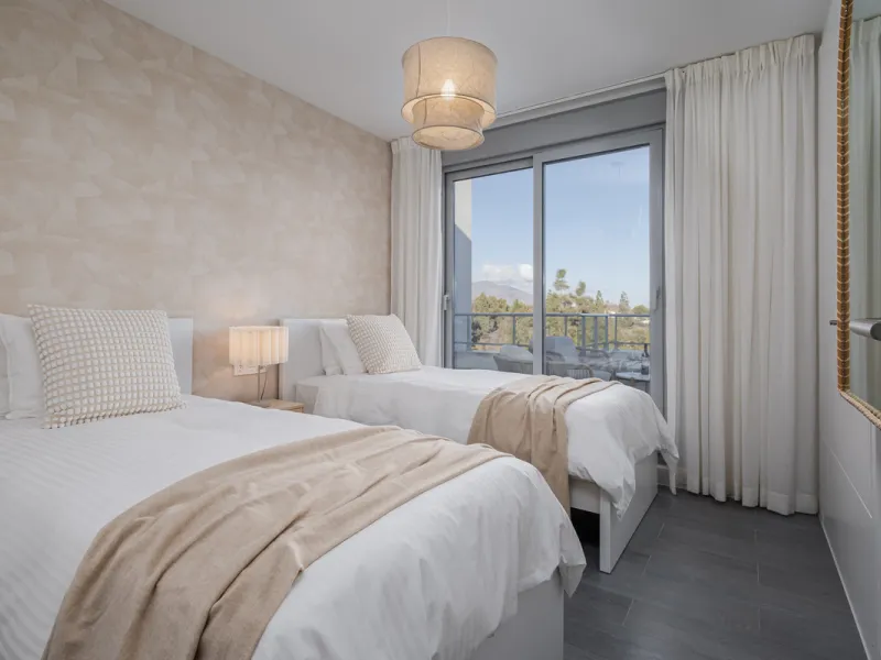 Discover unparalleled luxury and Mediterranean elegance in this exceptional 3-bedroom penthouse, nestled within the prestigious Vitta Natura  in La Cala de Mijas. Designed for those who appreciate sophistication and serenity, this residence boasts a vast 