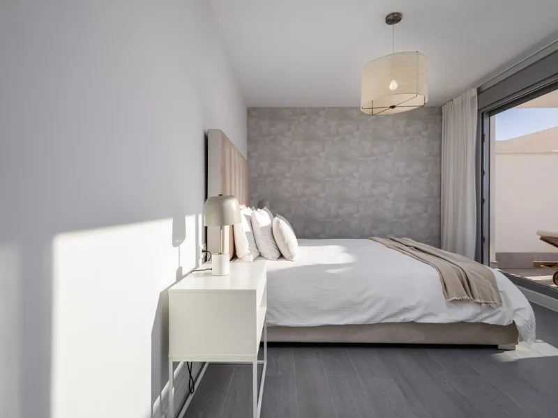 Discover unparalleled luxury and Mediterranean elegance in this exceptional 3-bedroom penthouse, nestled within the prestigious Vitta Natura  in La Cala de Mijas. Designed for those who appreciate sophistication and serenity, this residence boasts a vast 