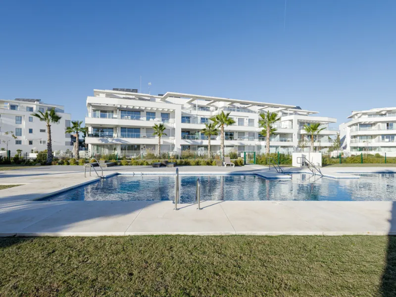 Discover unparalleled luxury and Mediterranean elegance in this exceptional 3-bedroom penthouse, nestled within the prestigious Vitta Natura  in La Cala de Mijas. Designed for those who appreciate sophistication and serenity, this residence boasts a vast 