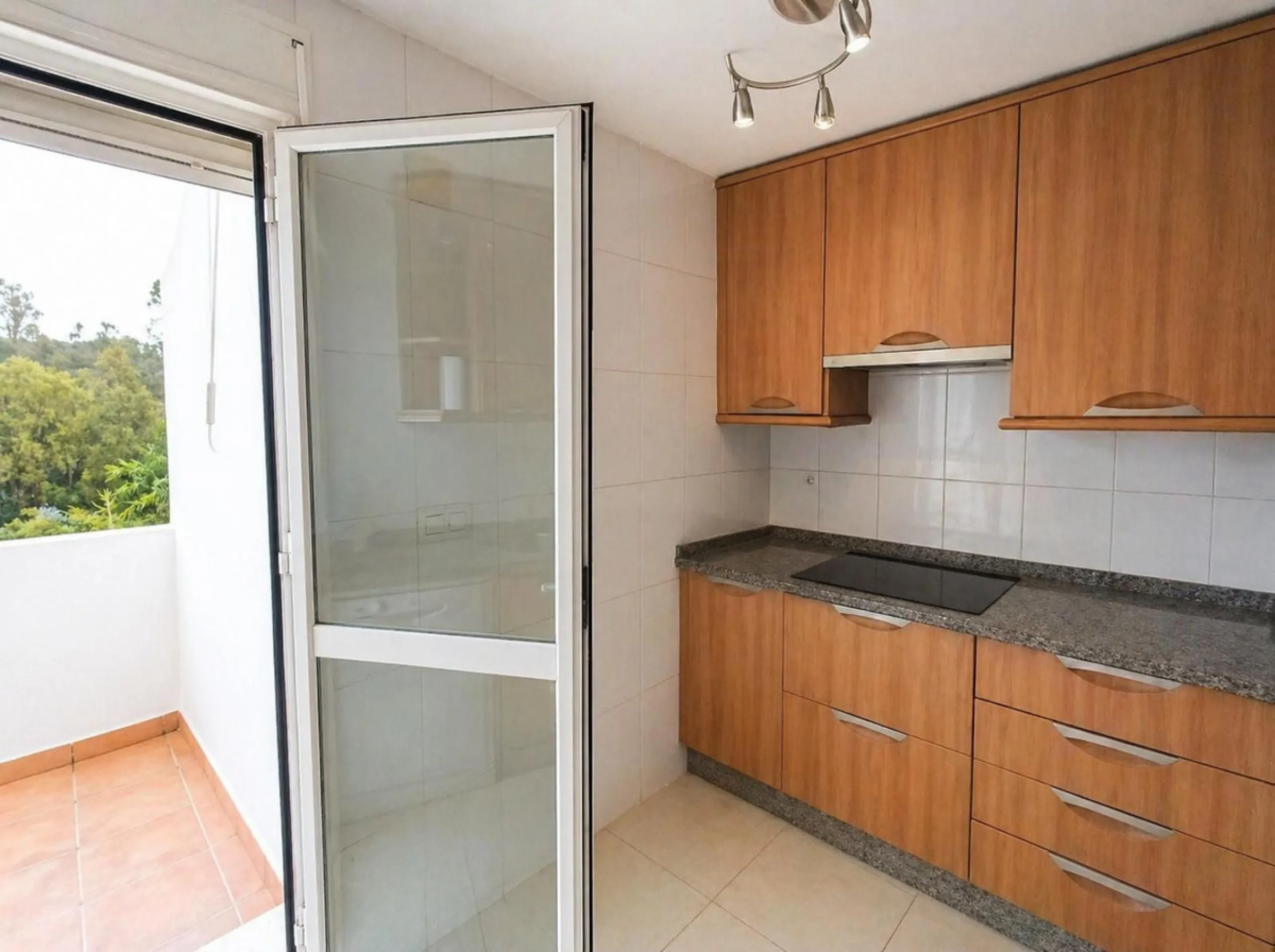 Apartment - Penthouse Duplex в продаже в Benalmadena, Málaga. В доме 4 спален и 2 ванных комнат. Площадь дома 158 м²
