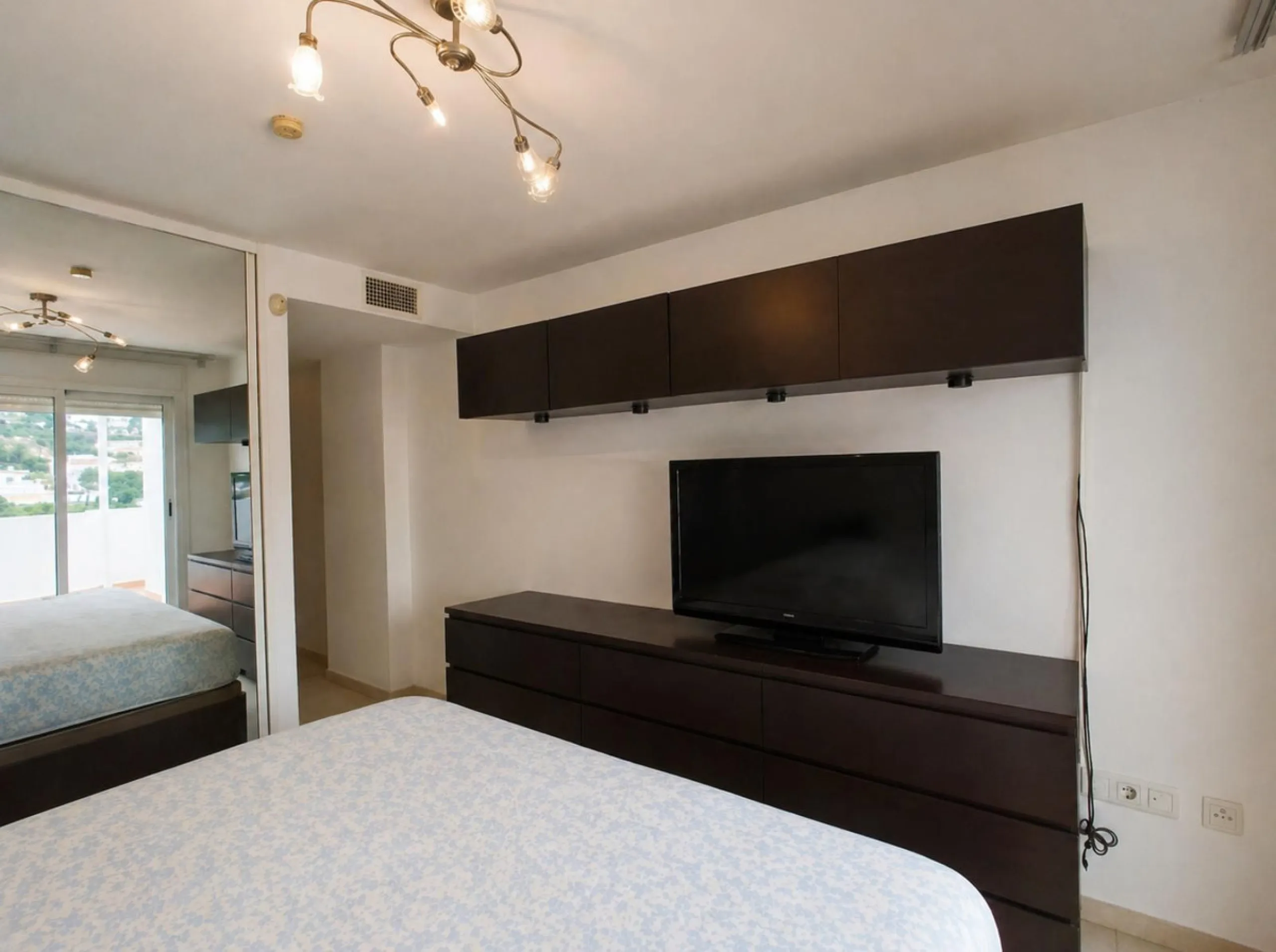 Apartment - Penthouse Duplex в продаже в Benalmadena, Málaga. В доме 4 спален и 2 ванных комнат. Площадь дома 158 м²