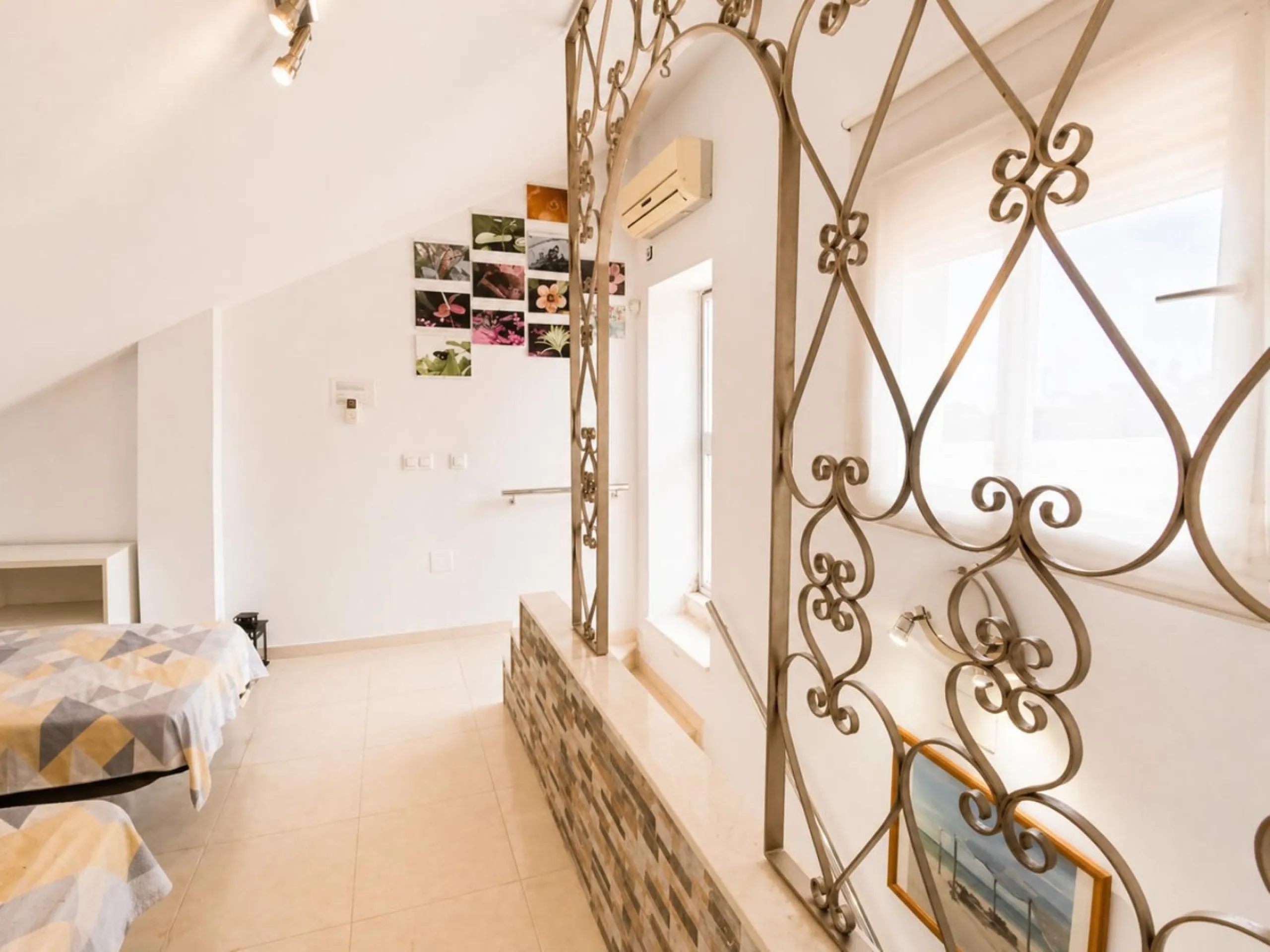 Apartment - Penthouse Duplex в продаже в Benalmadena, Málaga. В доме 4 спален и 2 ванных комнат. Площадь дома 158 м²