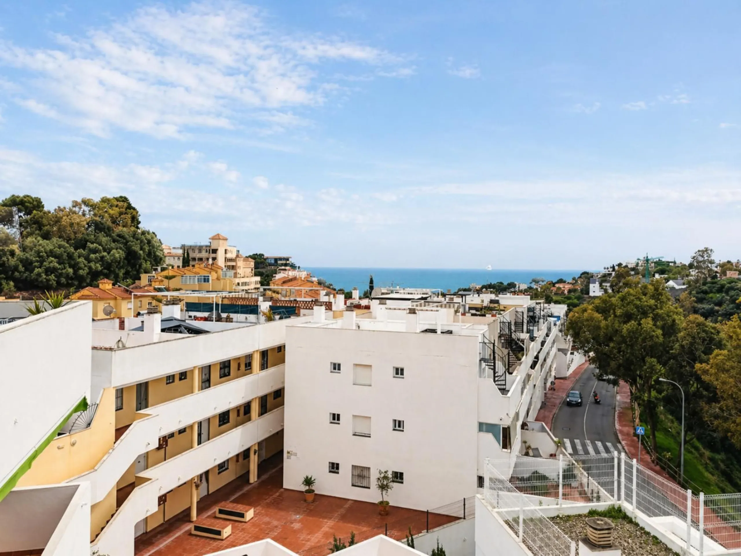 Apartment - Penthouse Duplex в продаже в Benalmadena, Málaga. В доме 4 спален и 2 ванных комнат. Площадь дома 158 м²