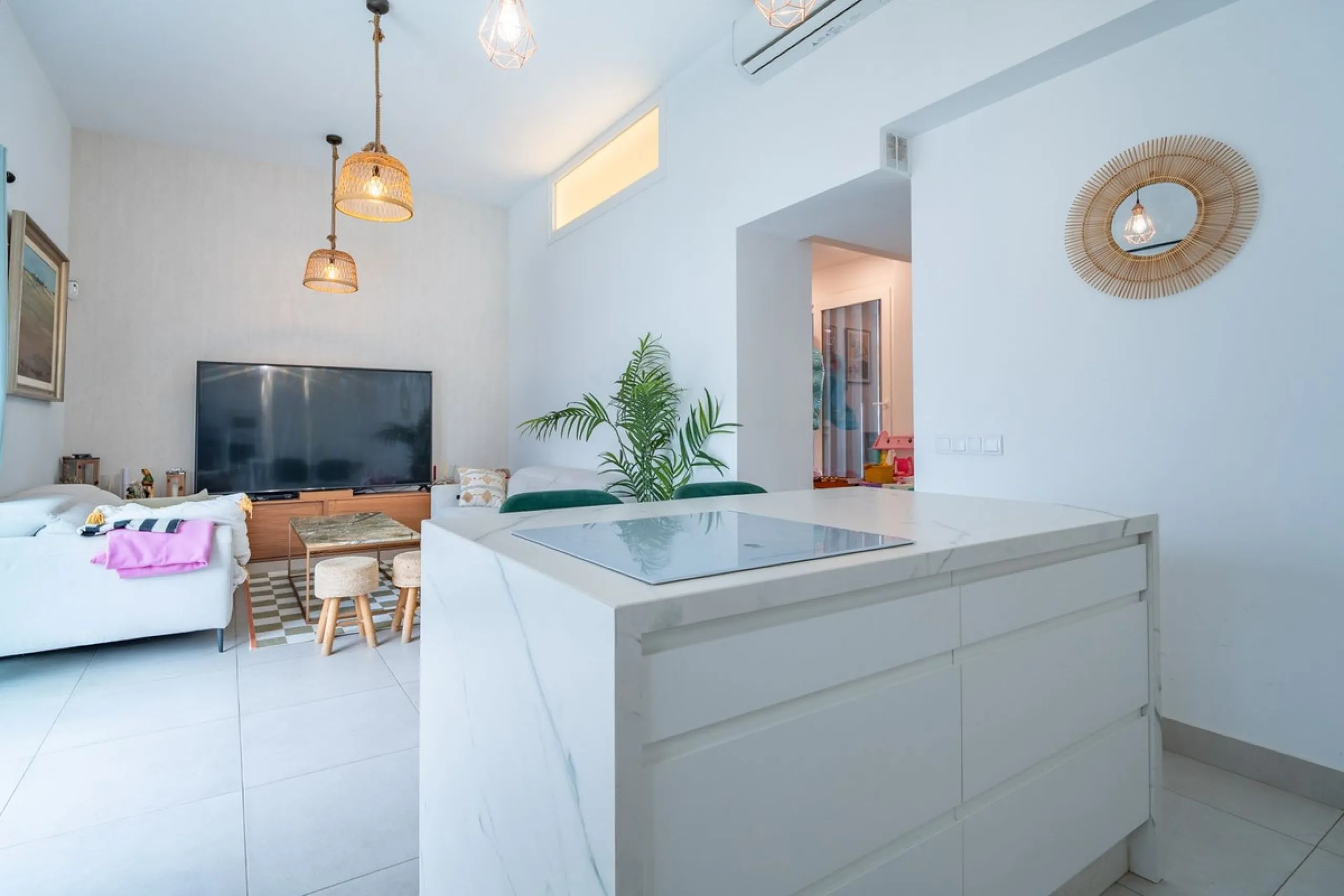 House - Detached Villa в продаже в Málaga, Málaga. В доме 2 спален и 4 ванных комнат. Площадь дома 176 м². Площадь участка 363 м²