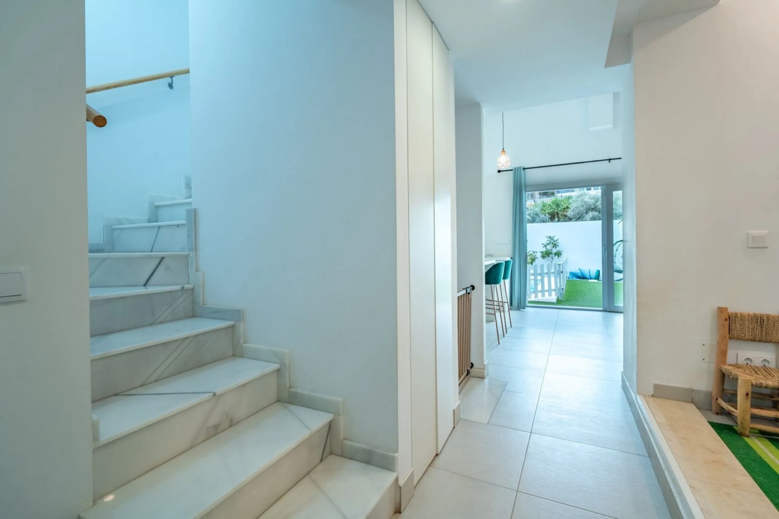 House - Detached Villa в продаже в Málaga, Málaga. В доме 2 спален и 4 ванных комнат. Площадь дома 176 м². Площадь участка 363 м²