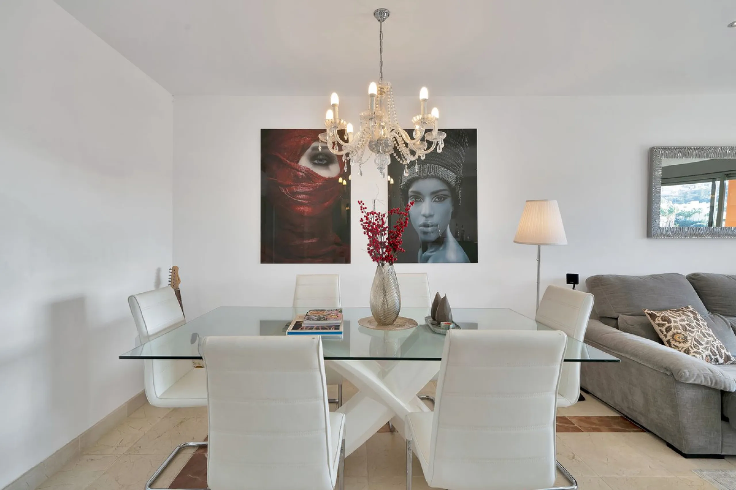 We are delighted to present a rare opportunity within one of Estepona's most sought-after gated communities: Benatalaya, in Atalaya.