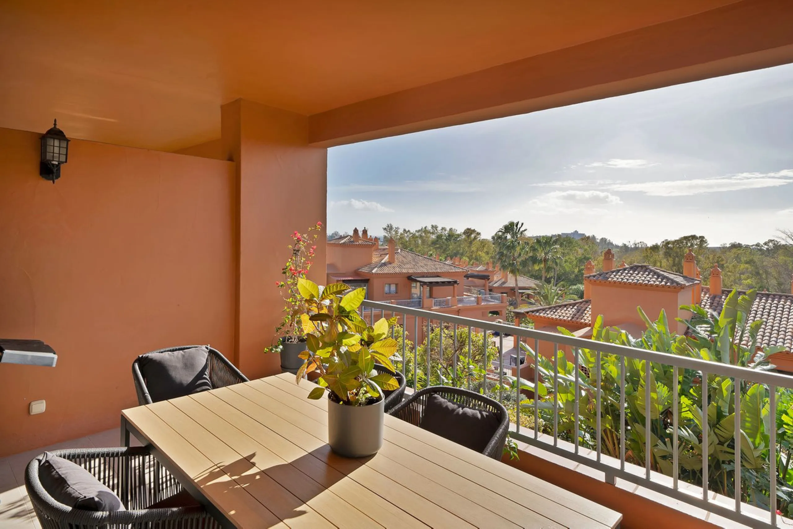 We are delighted to present a rare opportunity within one of Estepona's most sought-after gated communities: Benatalaya, in Atalaya.