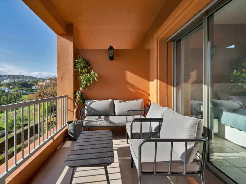 We are delighted to present a rare opportunity within one of Estepona's most sought-after gated communities: Benatalaya, in Atalaya.