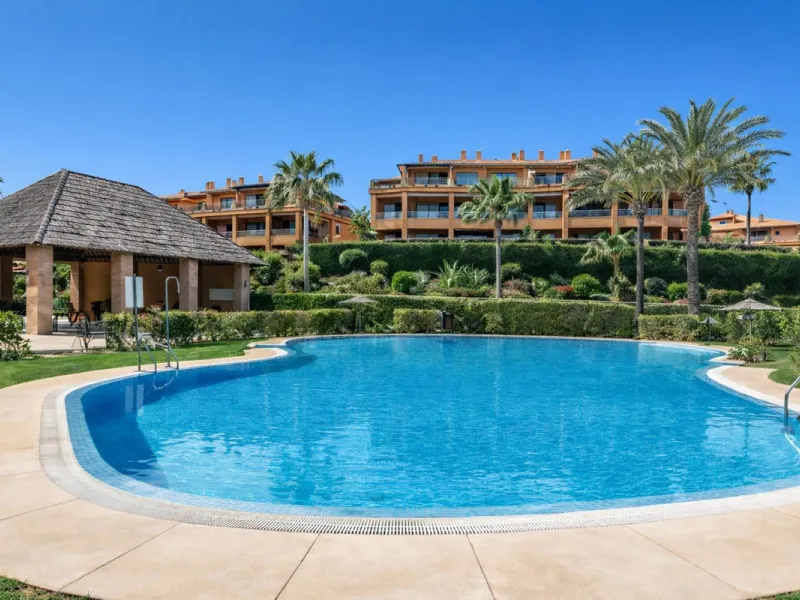 We are delighted to present a rare opportunity within one of Estepona's most sought-after gated communities: Benatalaya, in Atalaya.