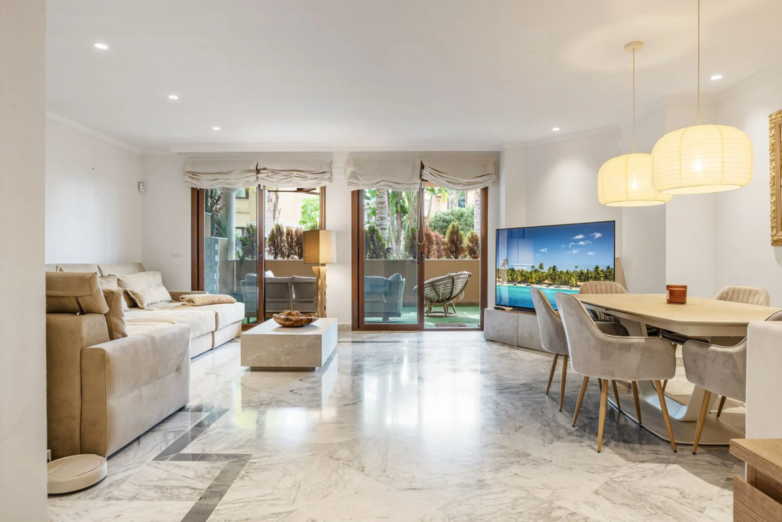 Exclusive Ground Floor Apartment in Lomas del Virrey – Marbella's Golden Mile