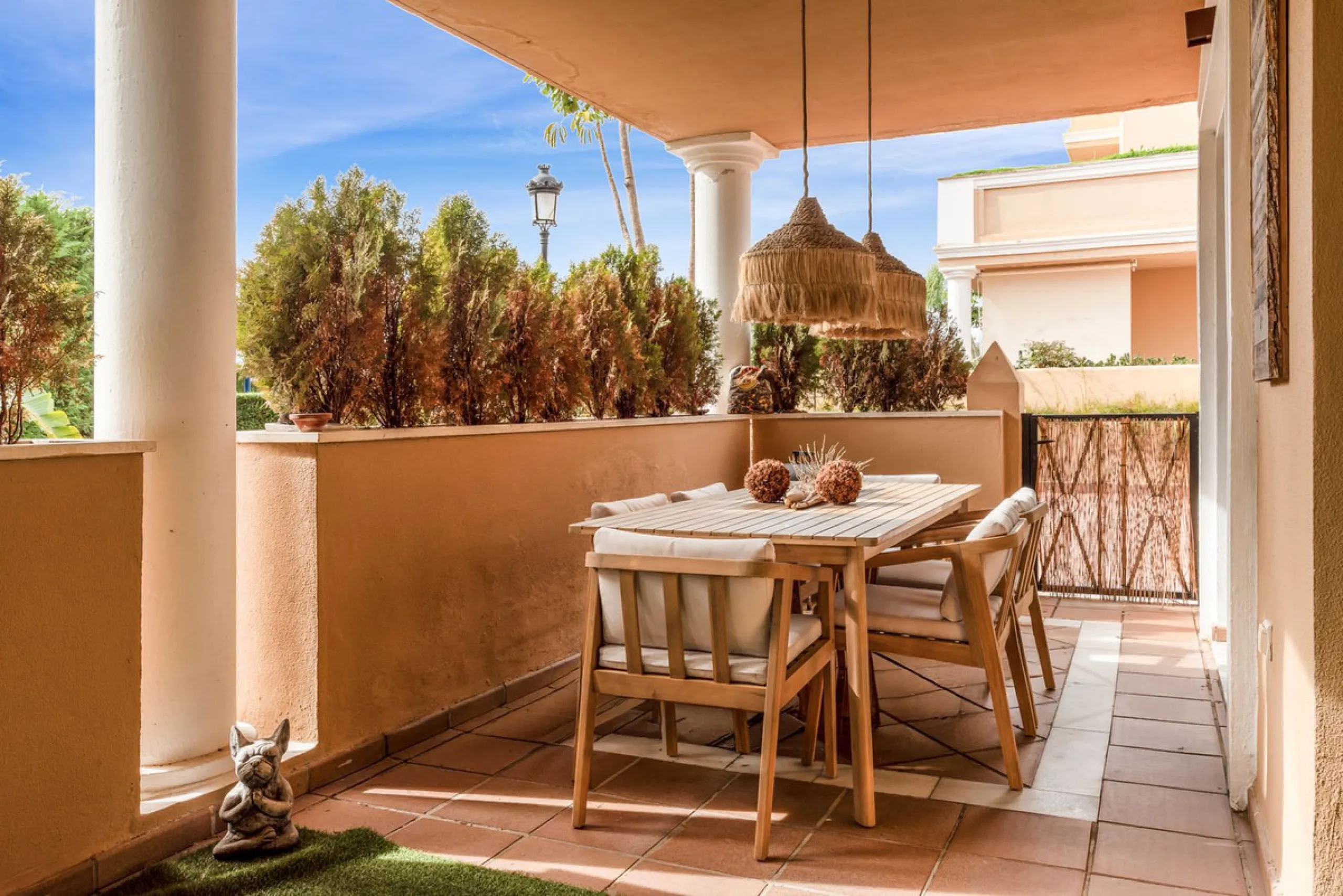 Exclusive Ground Floor Apartment in Lomas del Virrey – Marbella's Golden Mile