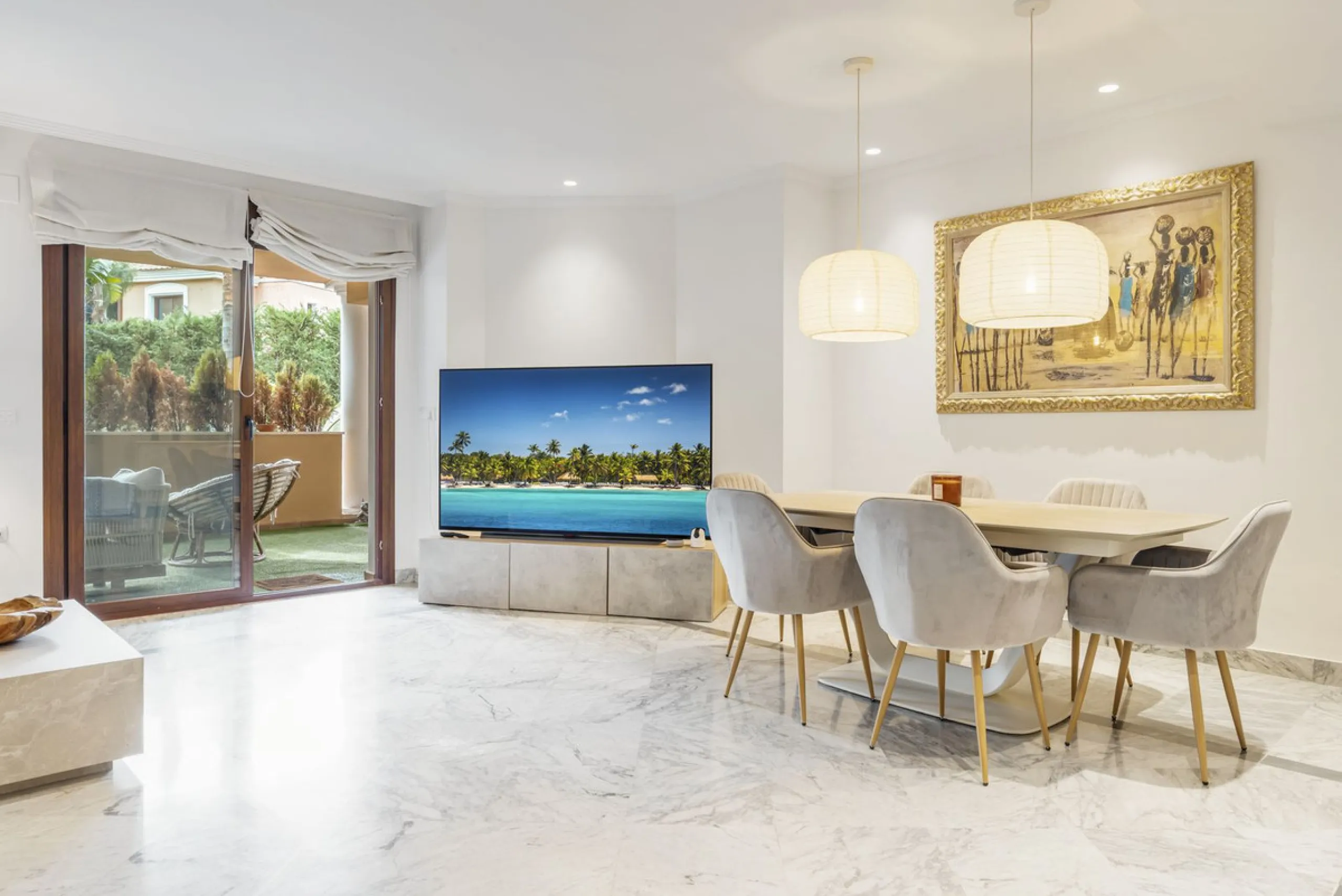 Exclusive Ground Floor Apartment in Lomas del Virrey – Marbella's Golden Mile