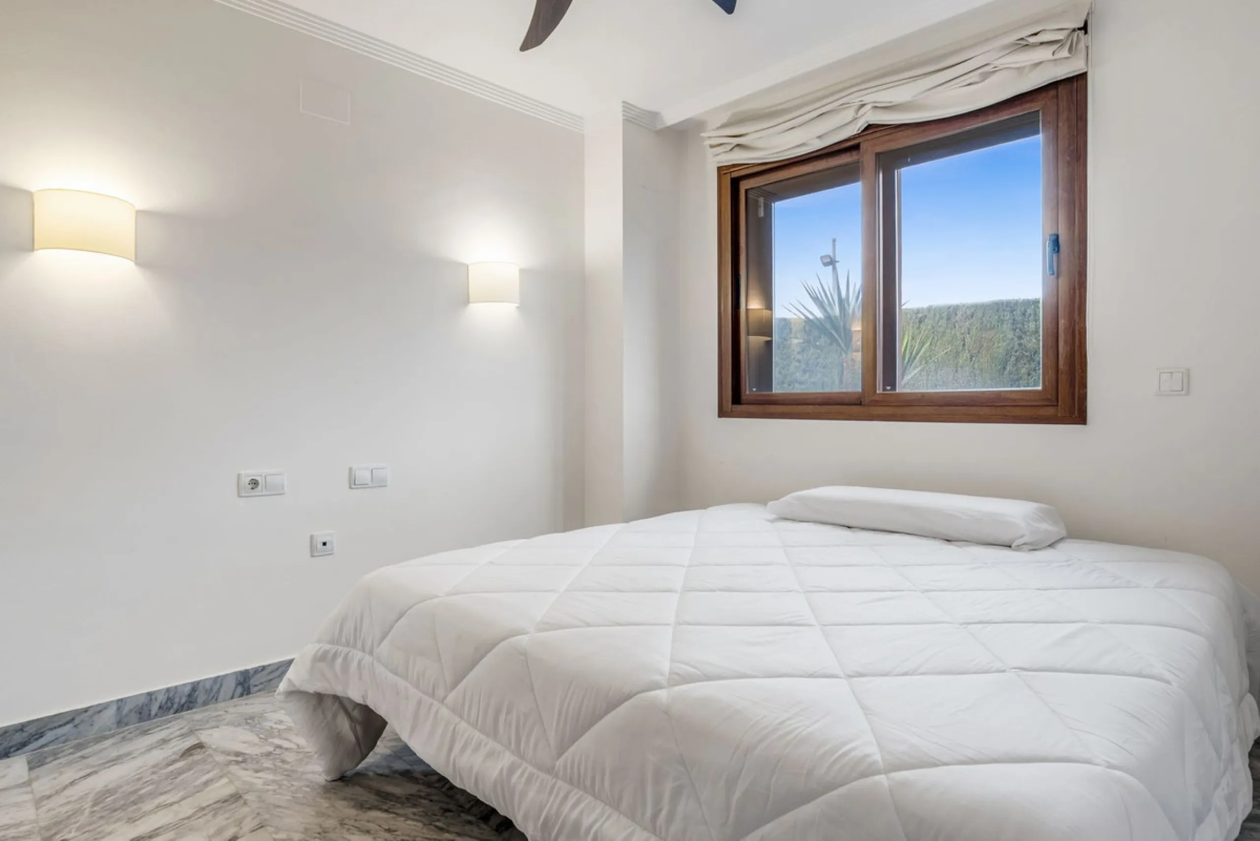 Exclusive Ground Floor Apartment in Lomas del Virrey – Marbella's Golden Mile