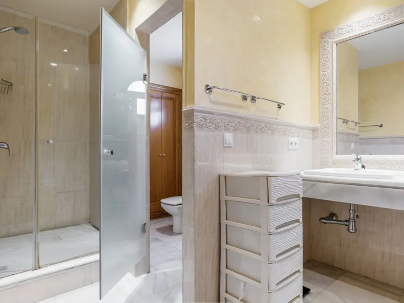 Exclusive Ground Floor Apartment in Lomas del Virrey – Marbella's Golden Mile