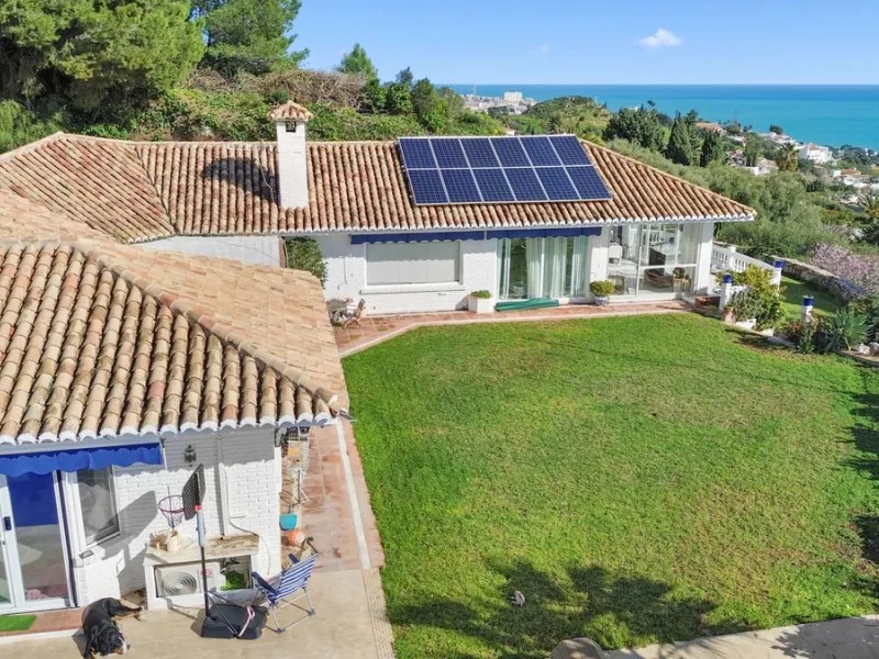 Exclusive 5-Bedroom Villa for Sale – La Capellania