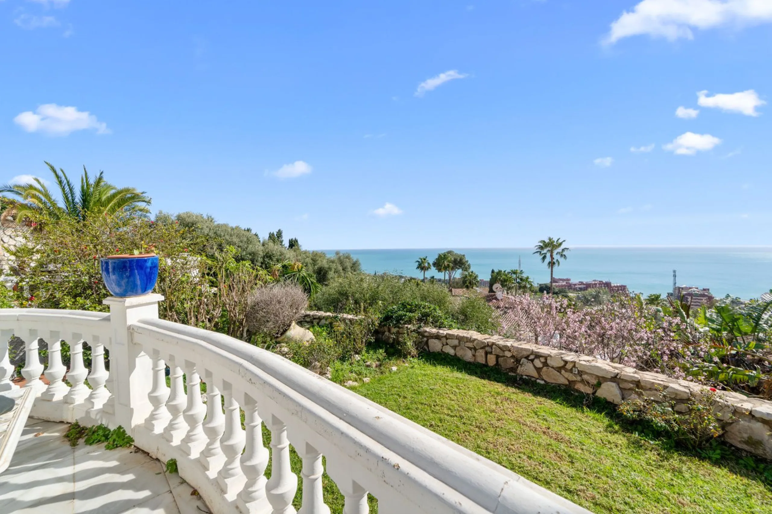 Exclusive 5-Bedroom Villa for Sale – La Capellania