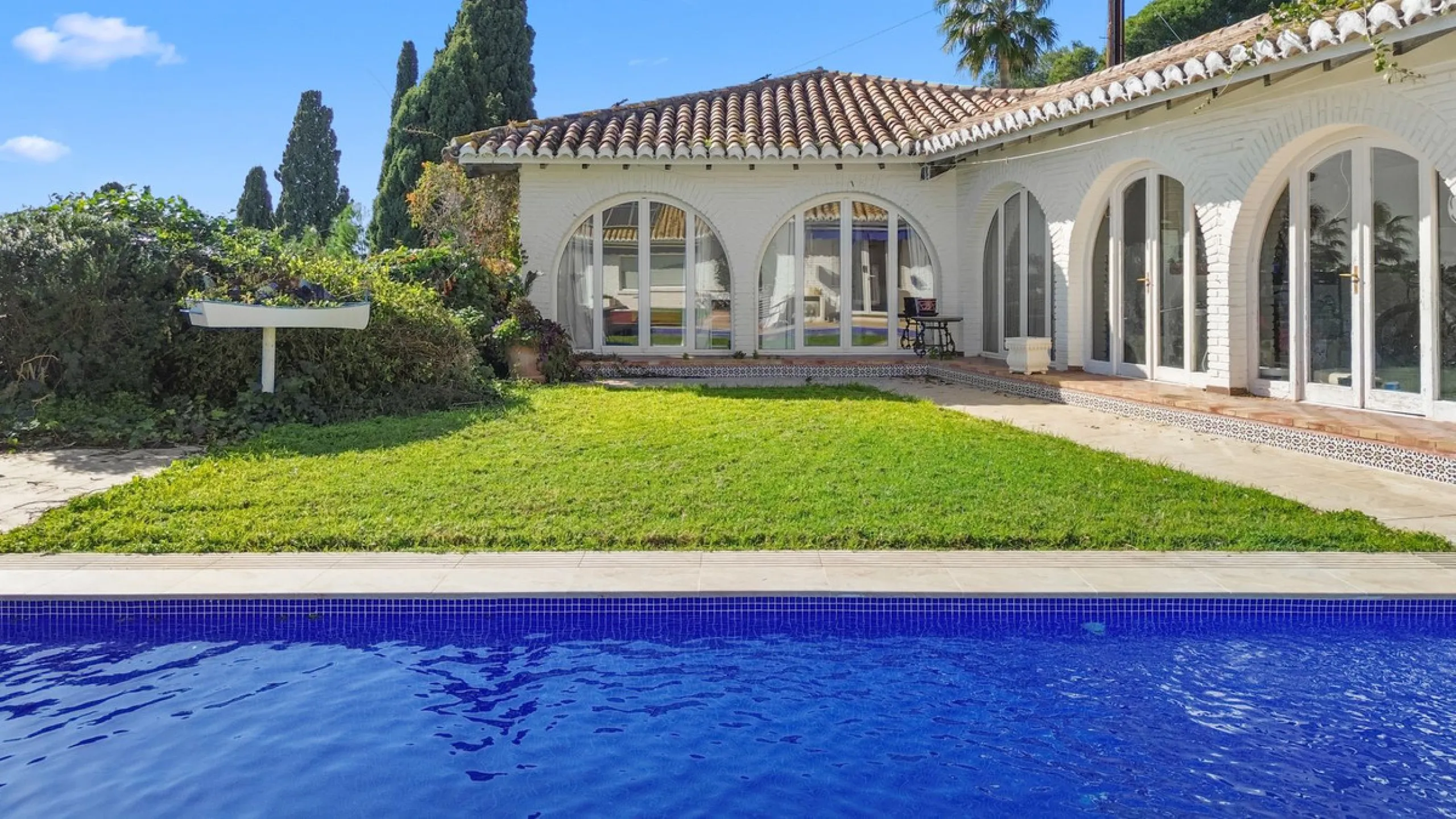 Exclusive 5-Bedroom Villa for Sale – La Capellania