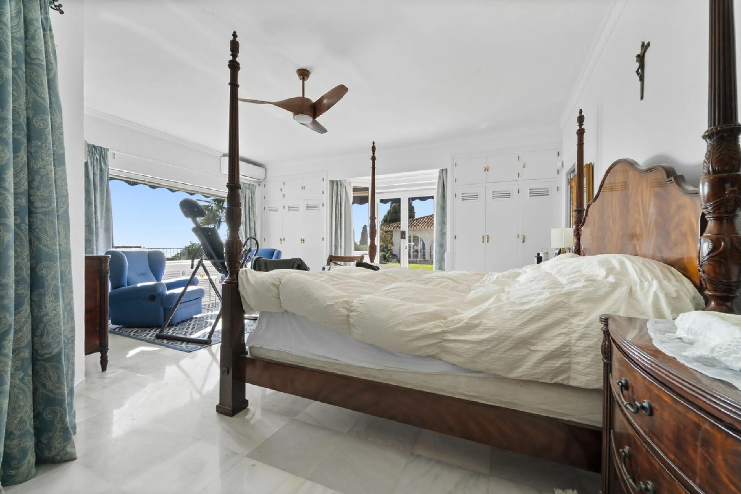Exclusive 5-Bedroom Villa for Sale – La Capellania
