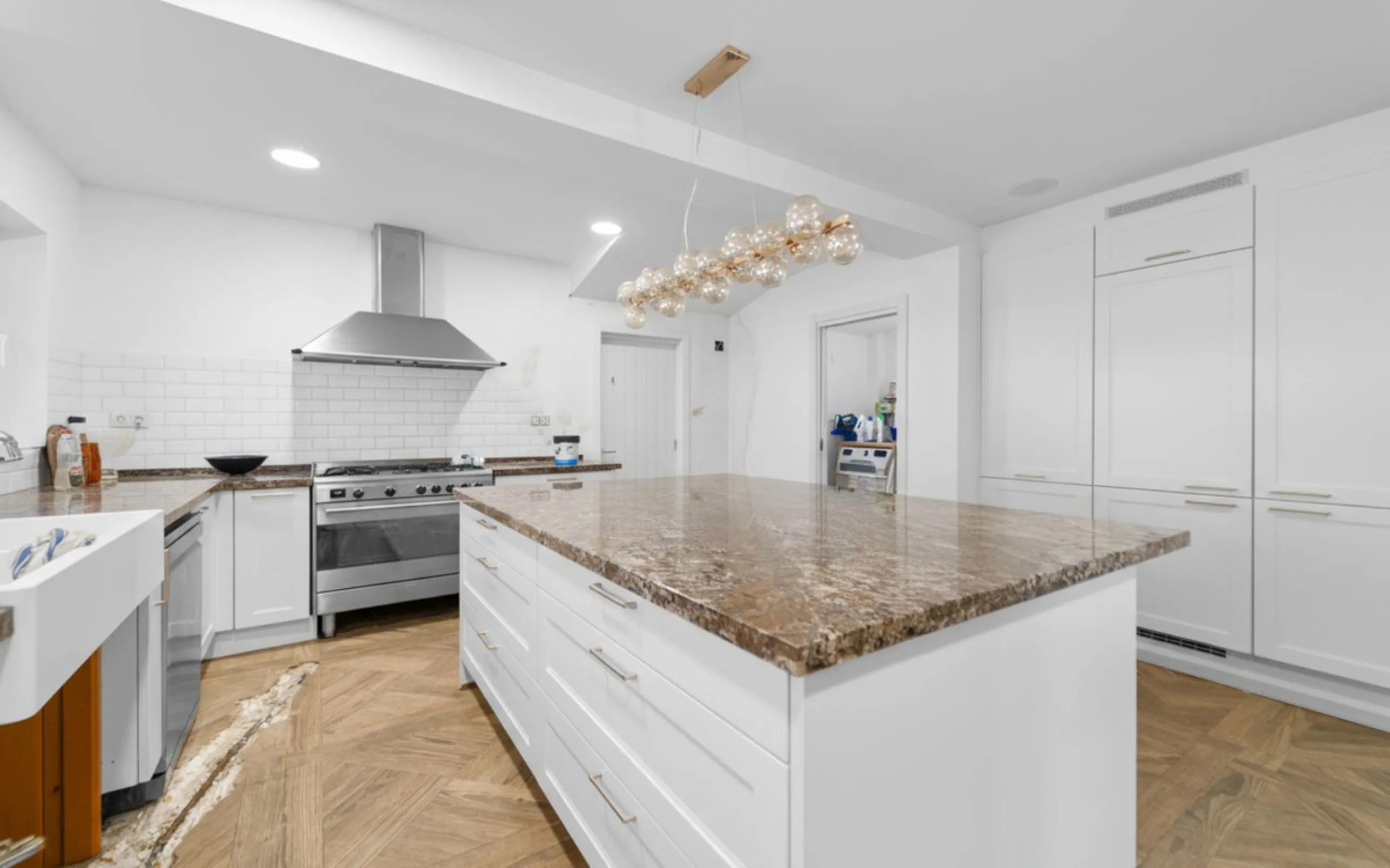 Exclusive 5-Bedroom Villa for Sale – La Capellania
