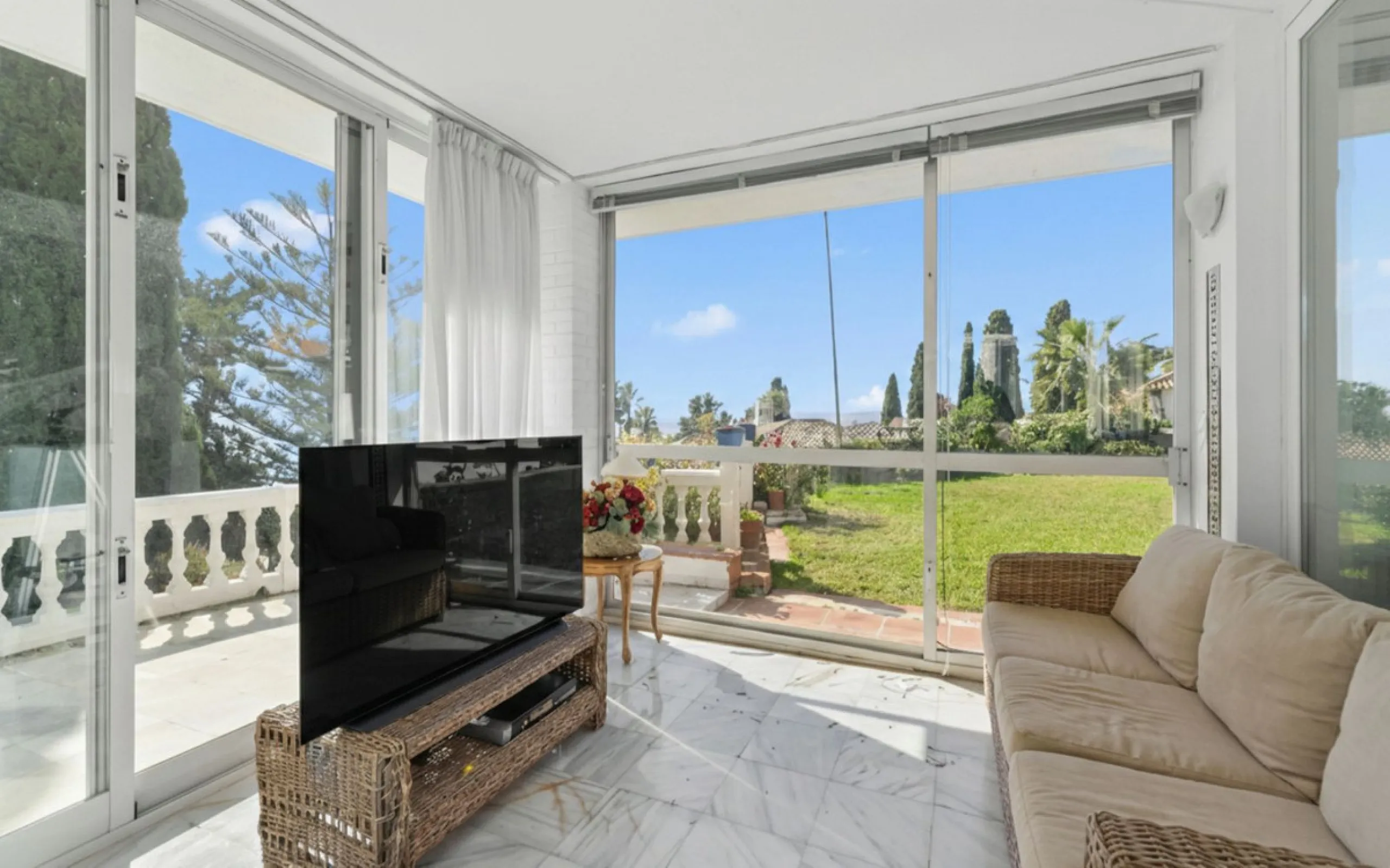 Exclusive 5-Bedroom Villa for Sale – La Capellania